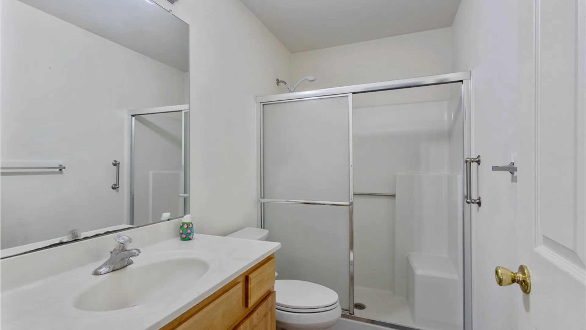 Property at 5059 Betsy Ross Way, Salina, NY 13088 17