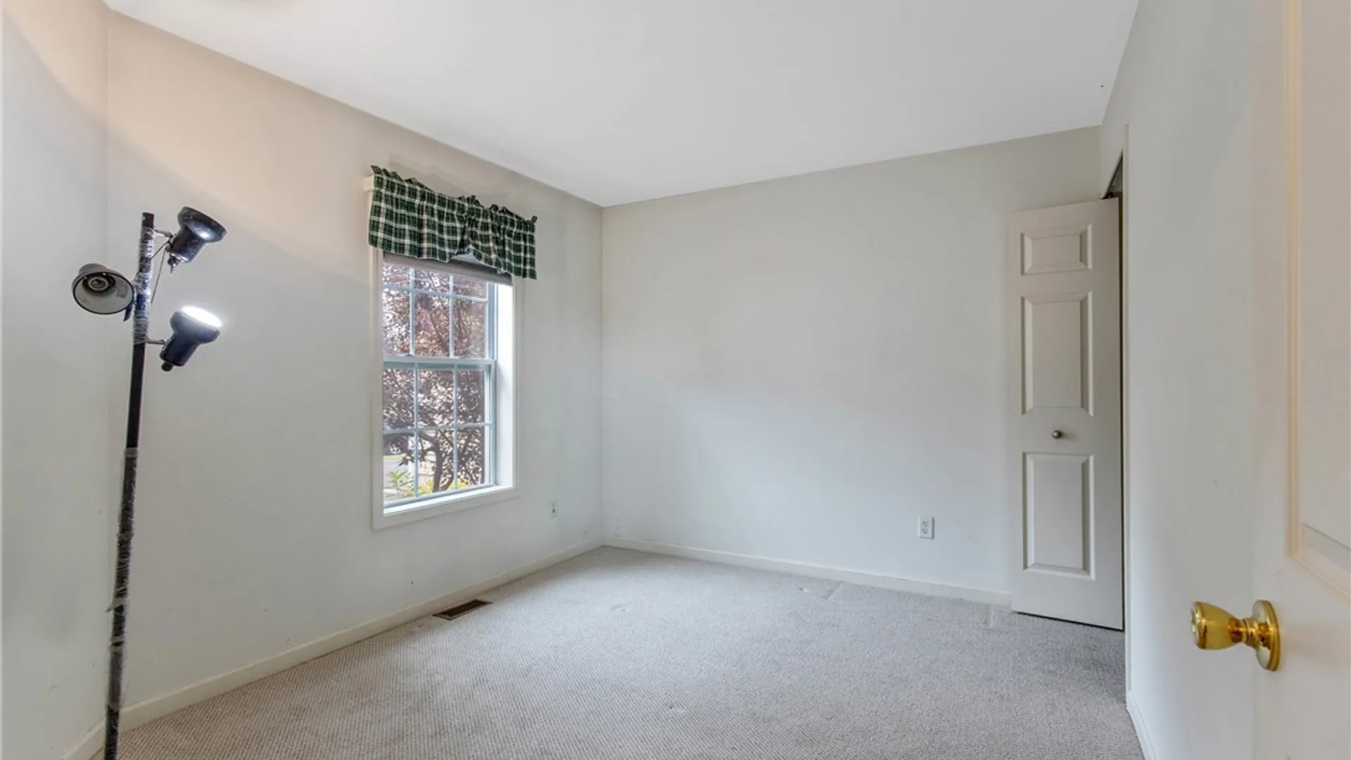 Property at 5059 Betsy Ross Way, Salina, NY 13088 19