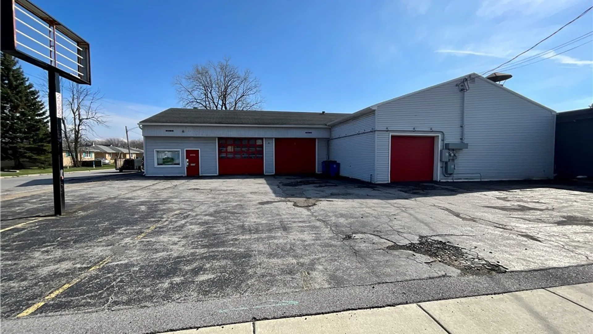 Property at 2085 Clinton Street, West Seneca, NY 14206 5