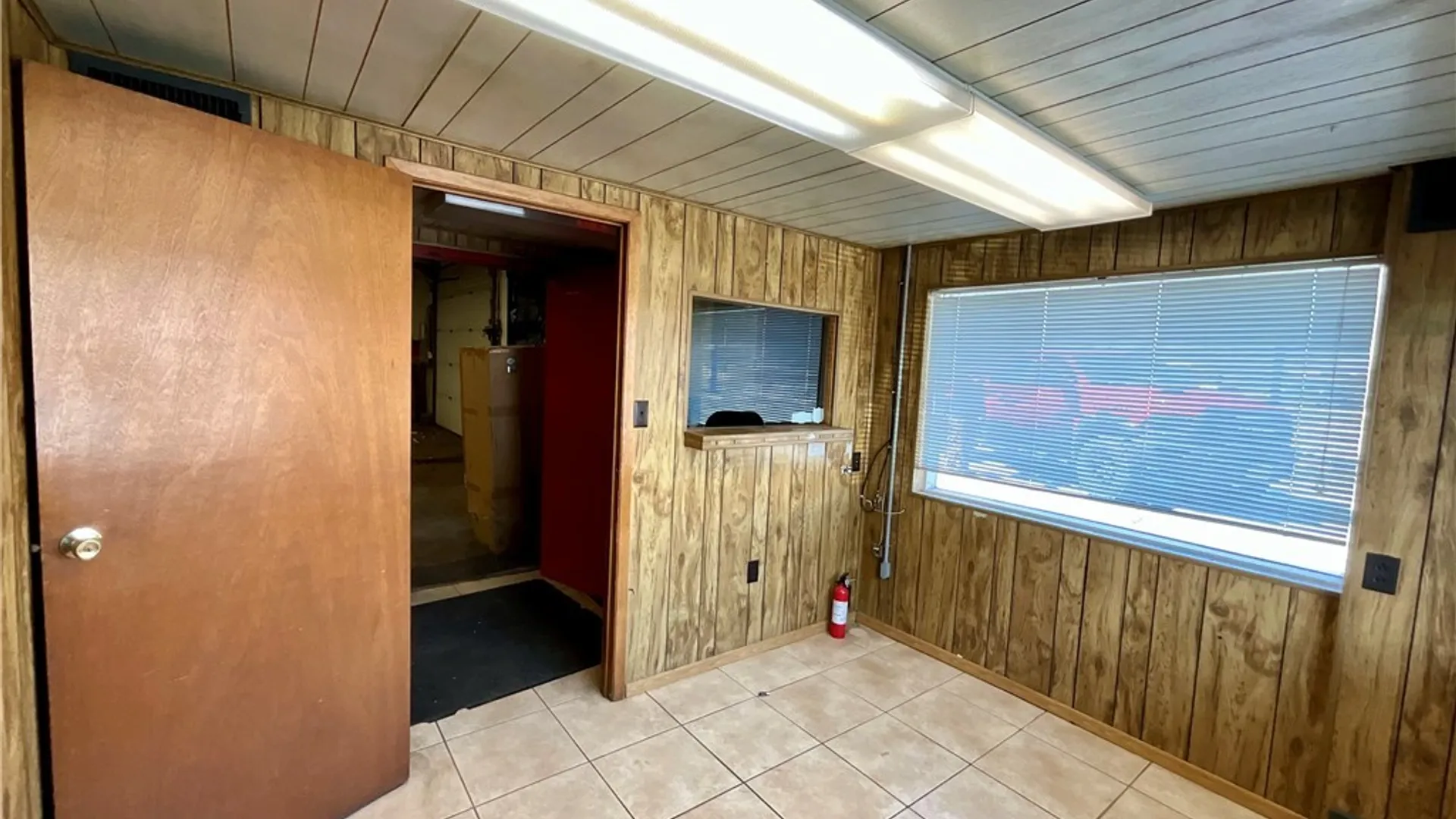 Property at 2085 Clinton Street, West Seneca, NY 14206 15