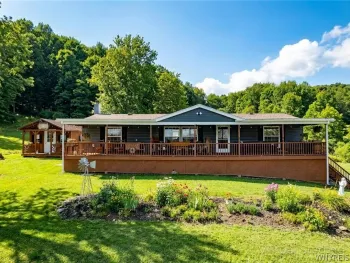 Property at 4853 Button Road, Humphrey, NY 14706