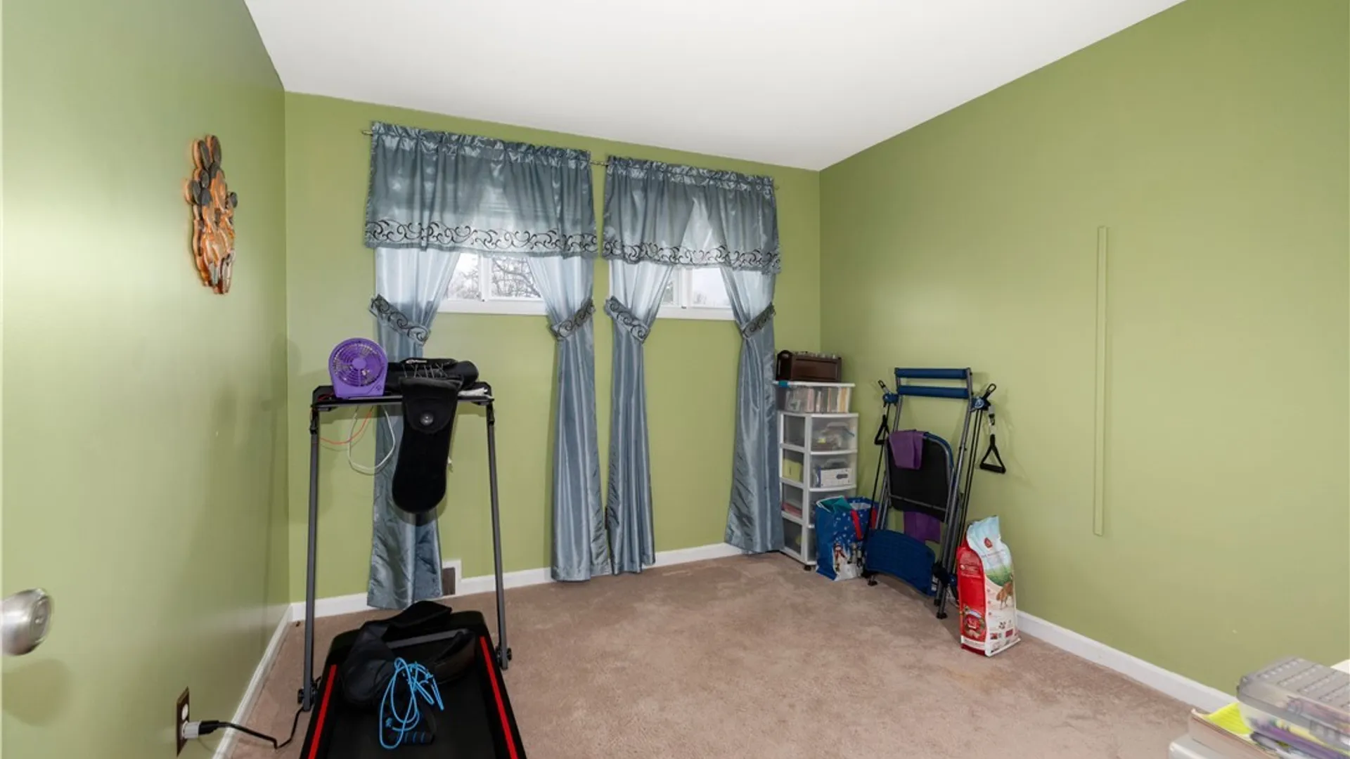 Property at 31 Jefferson Drive, Lockport City, NY 14094 9