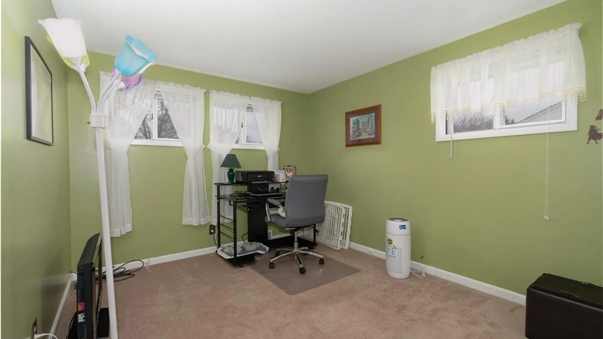 Property at 31 Jefferson Drive, Lockport City, NY 14094 8