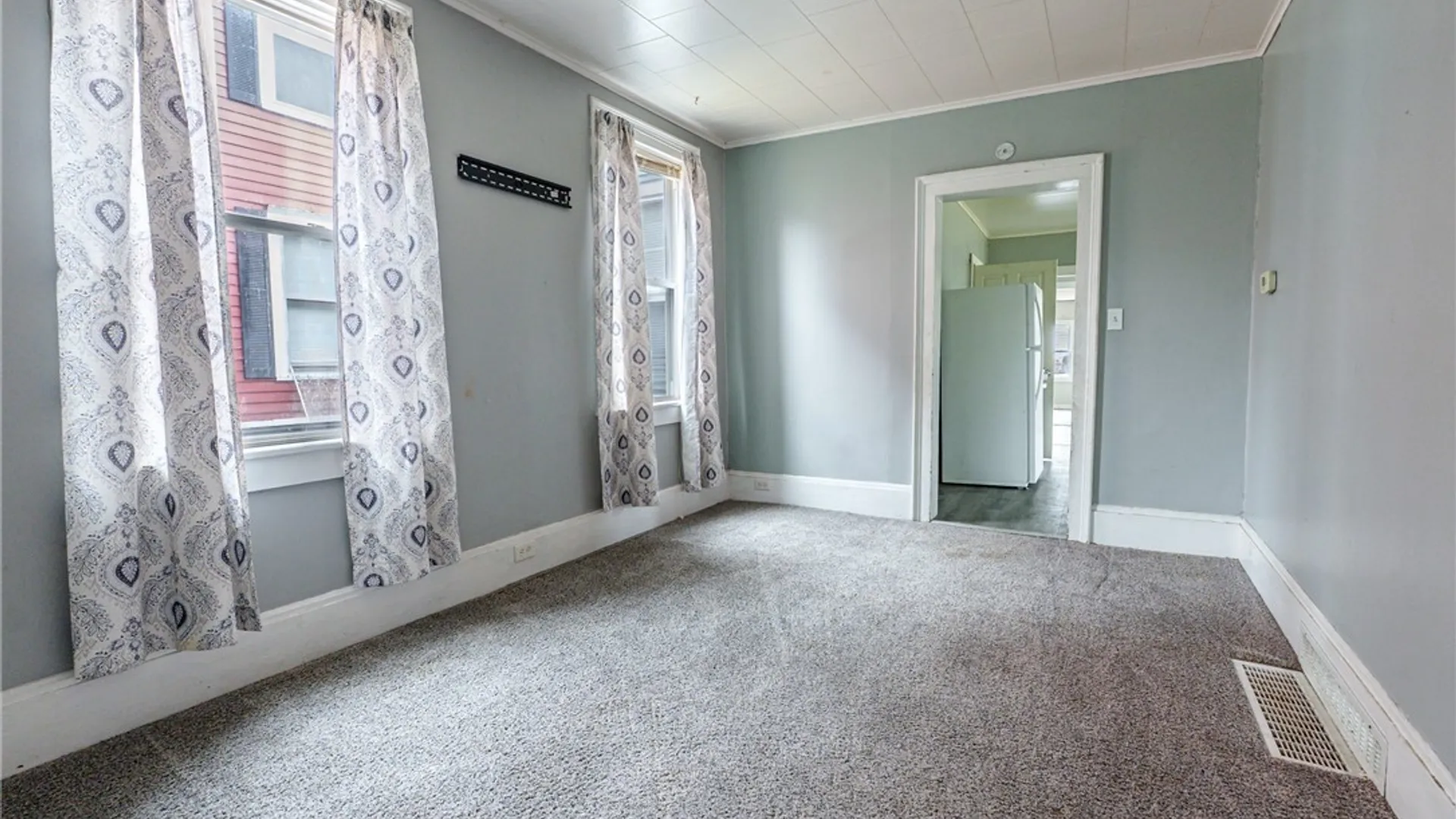 Property at 207 Kossuth Street, Rome, NY 13440 5