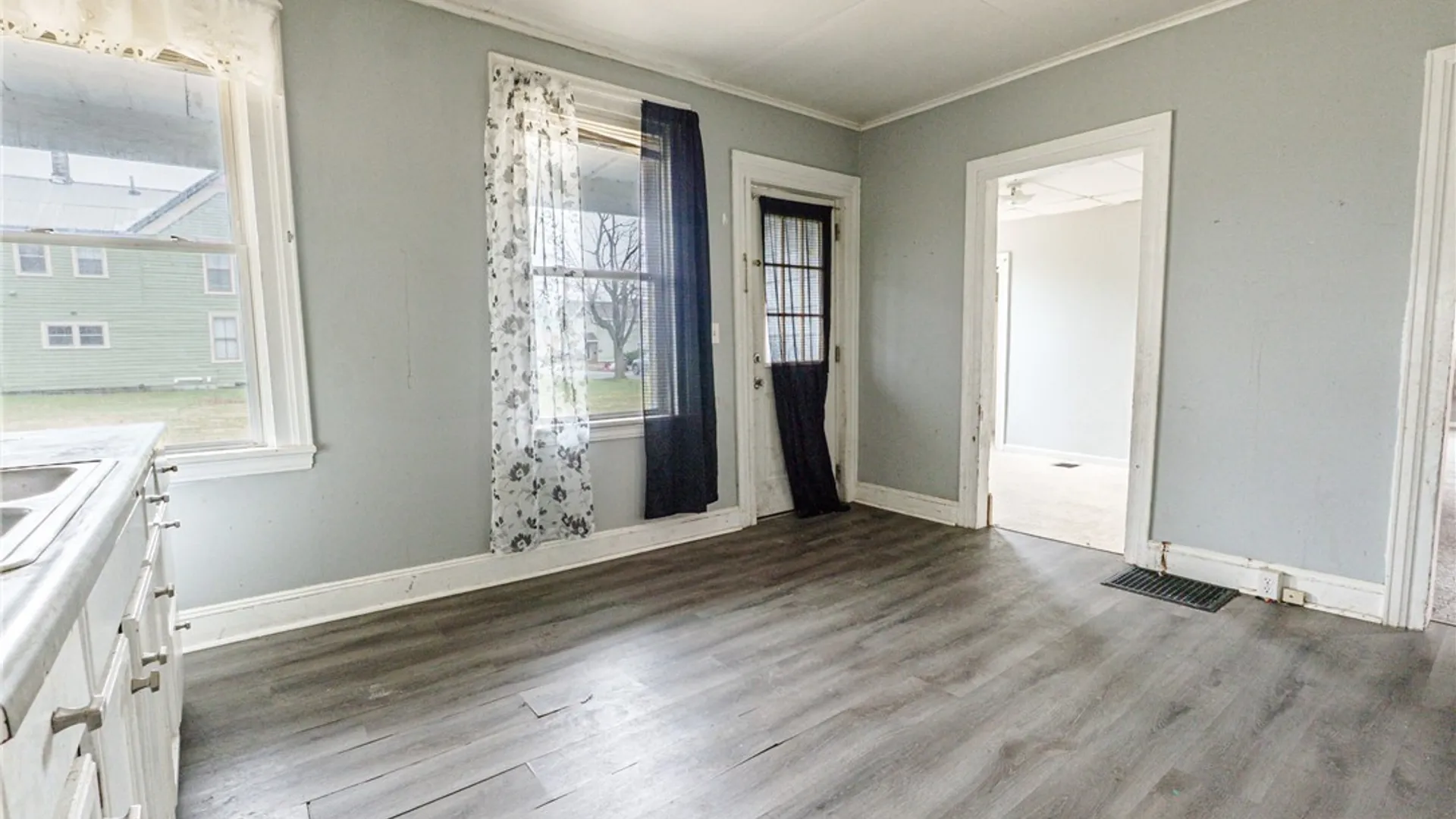Property at 207 Kossuth Street, Rome, NY 13440 4