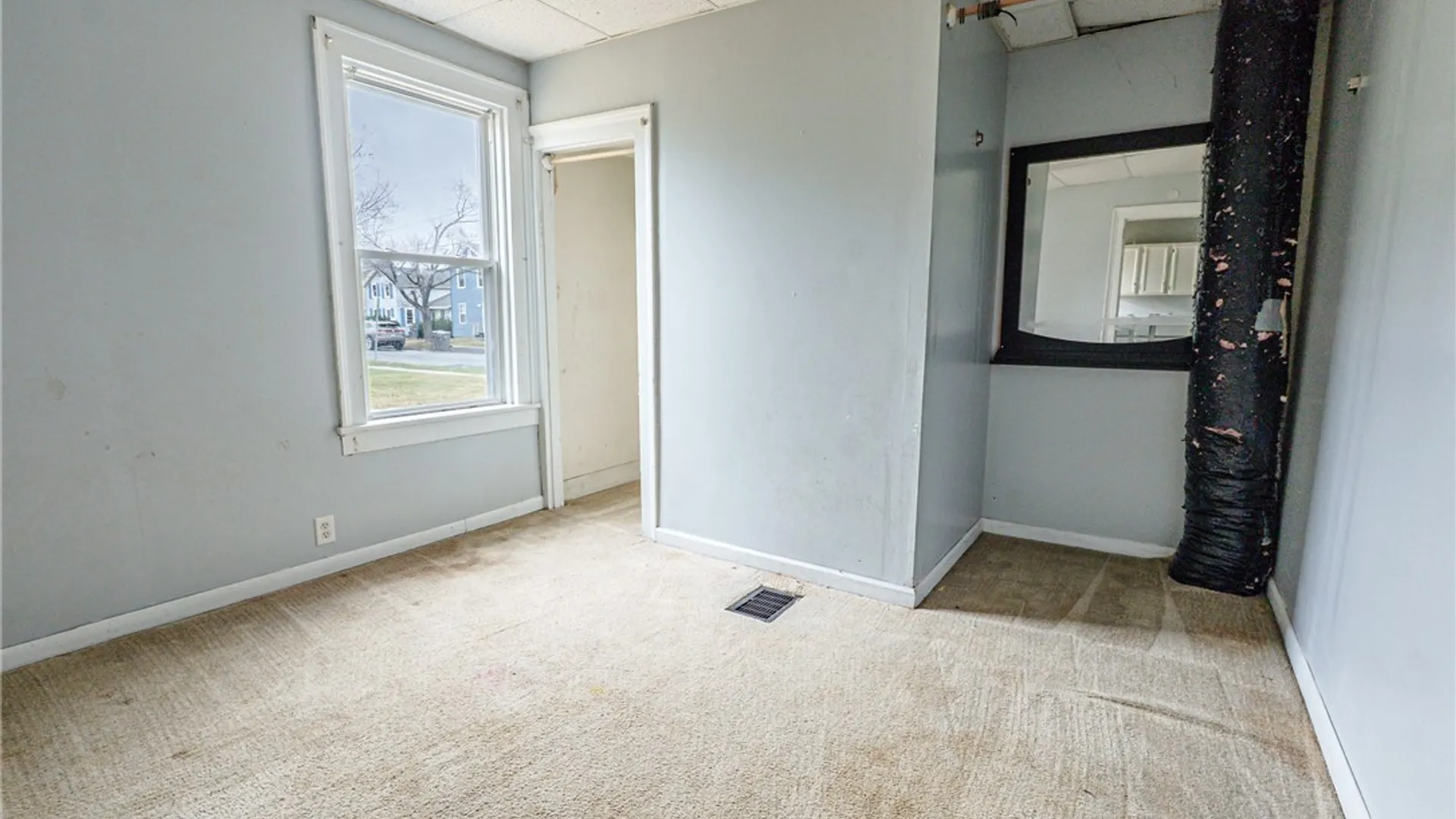 Property at 207 Kossuth Street, Rome, NY 13440 6