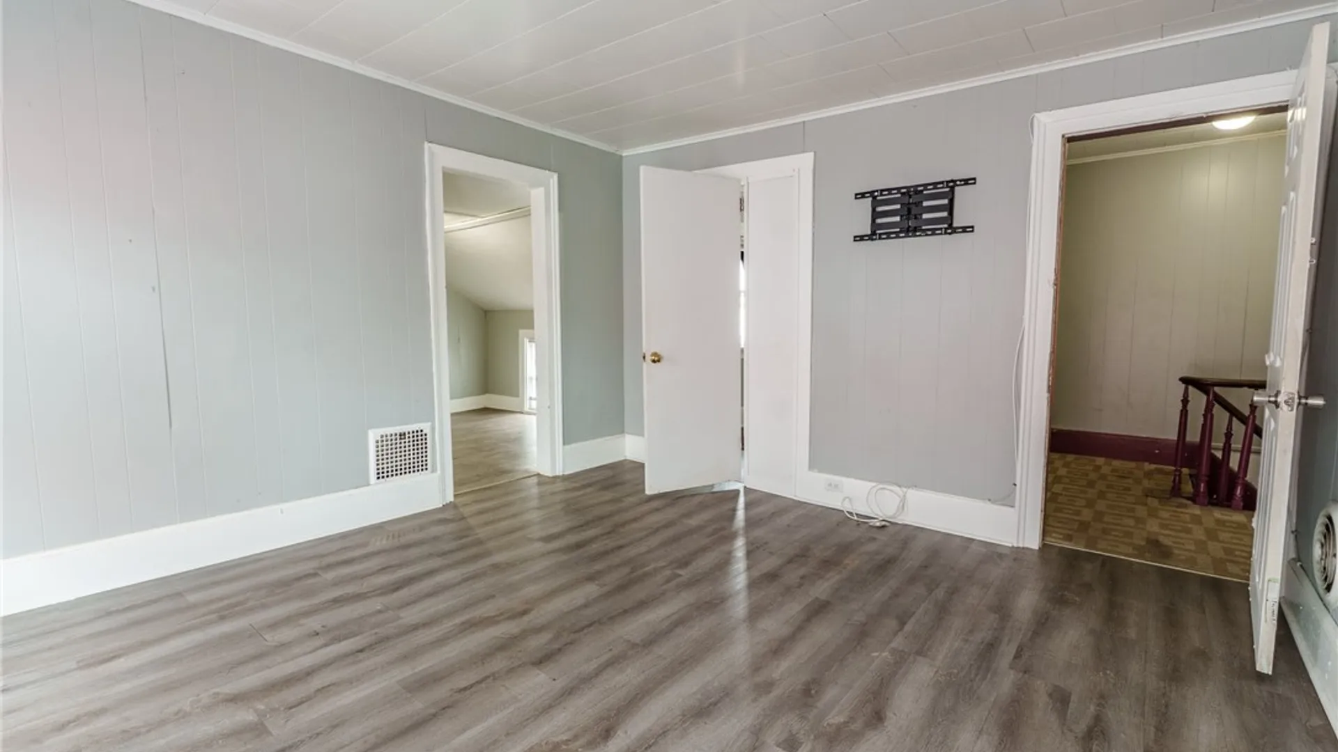 Property at 207 Kossuth Street, Rome, NY 13440 13