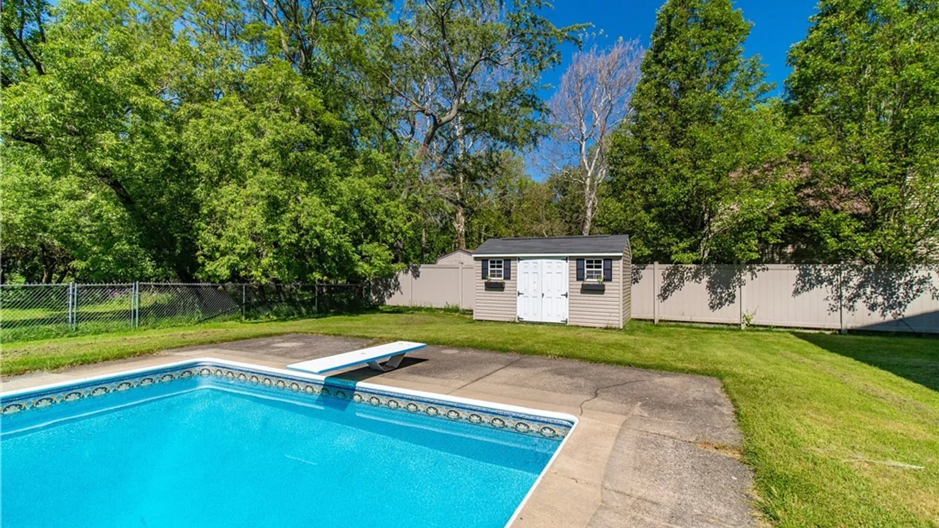 Property at 32 University Park, Pomfret, NY 14063 11