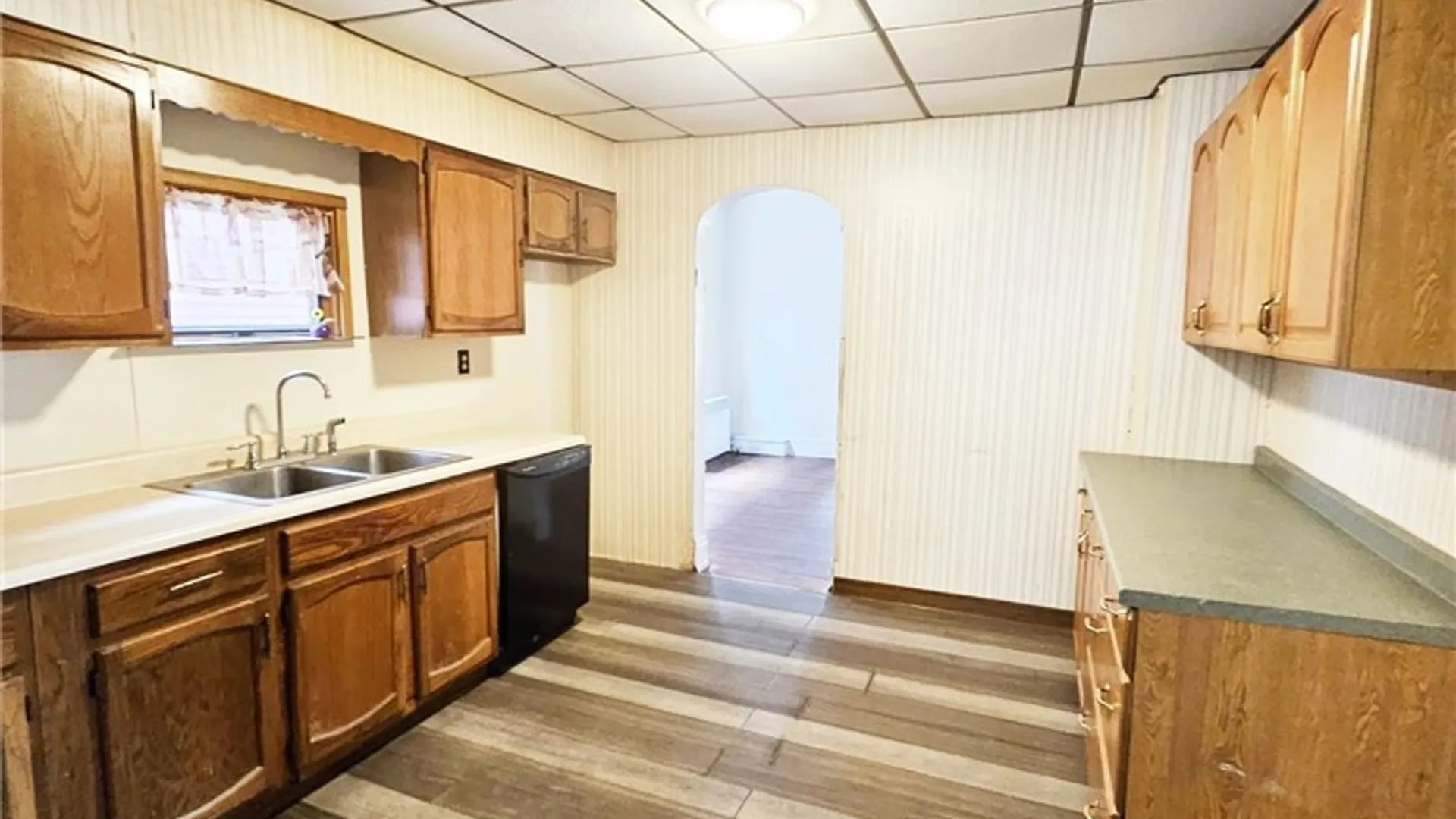 Property at 154 Wakefield Avenue, Buffalo, NY 14214 11