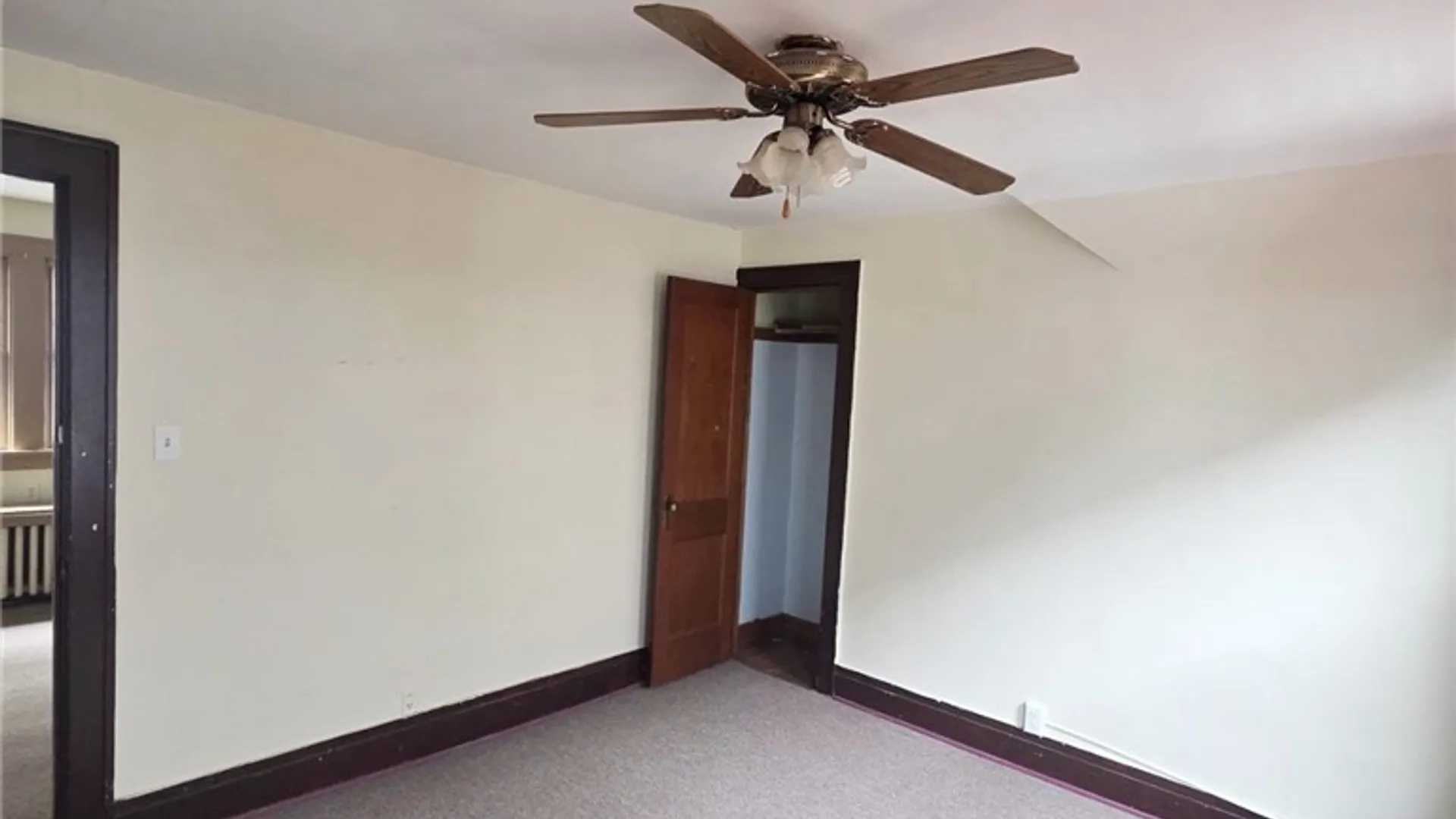 Property at 154 Wakefield Avenue, Buffalo, NY 14214 32