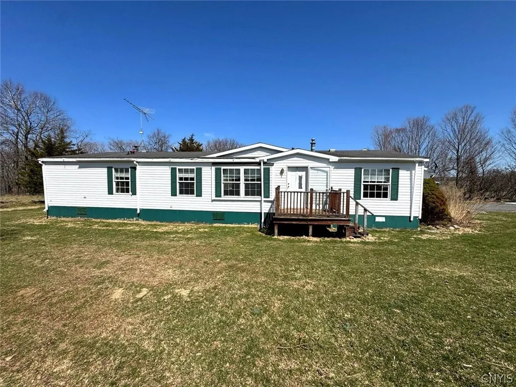 Property at 11141 Ayles Road, Henderson, NY 13605