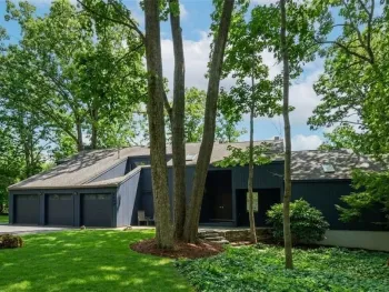Property at 7807 Clearwater Circle, Pompey, NY 13104