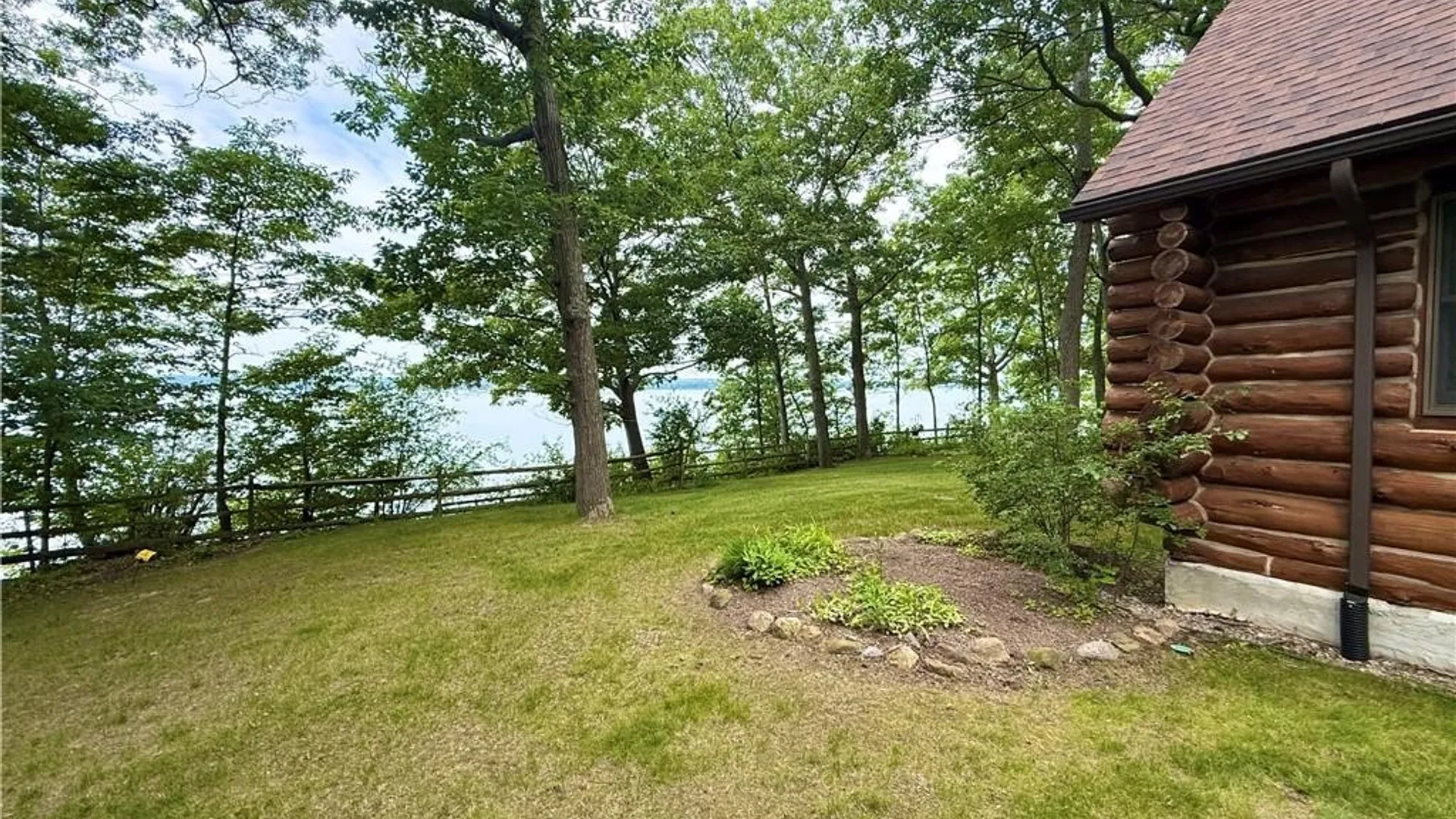 Property at 4108-4109 High Banks, Fayette, NY 14456 11
