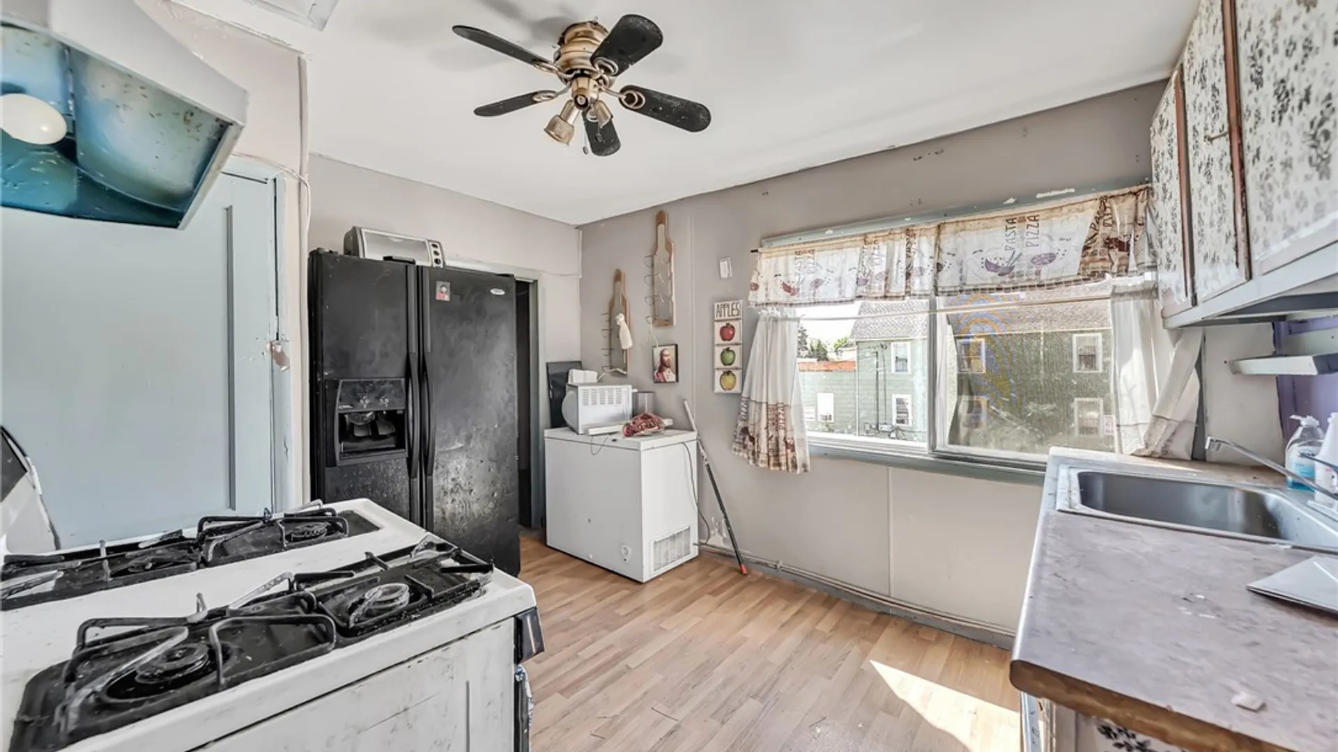 Property at 955 Tonawanda Street, Buffalo, NY 14207 7