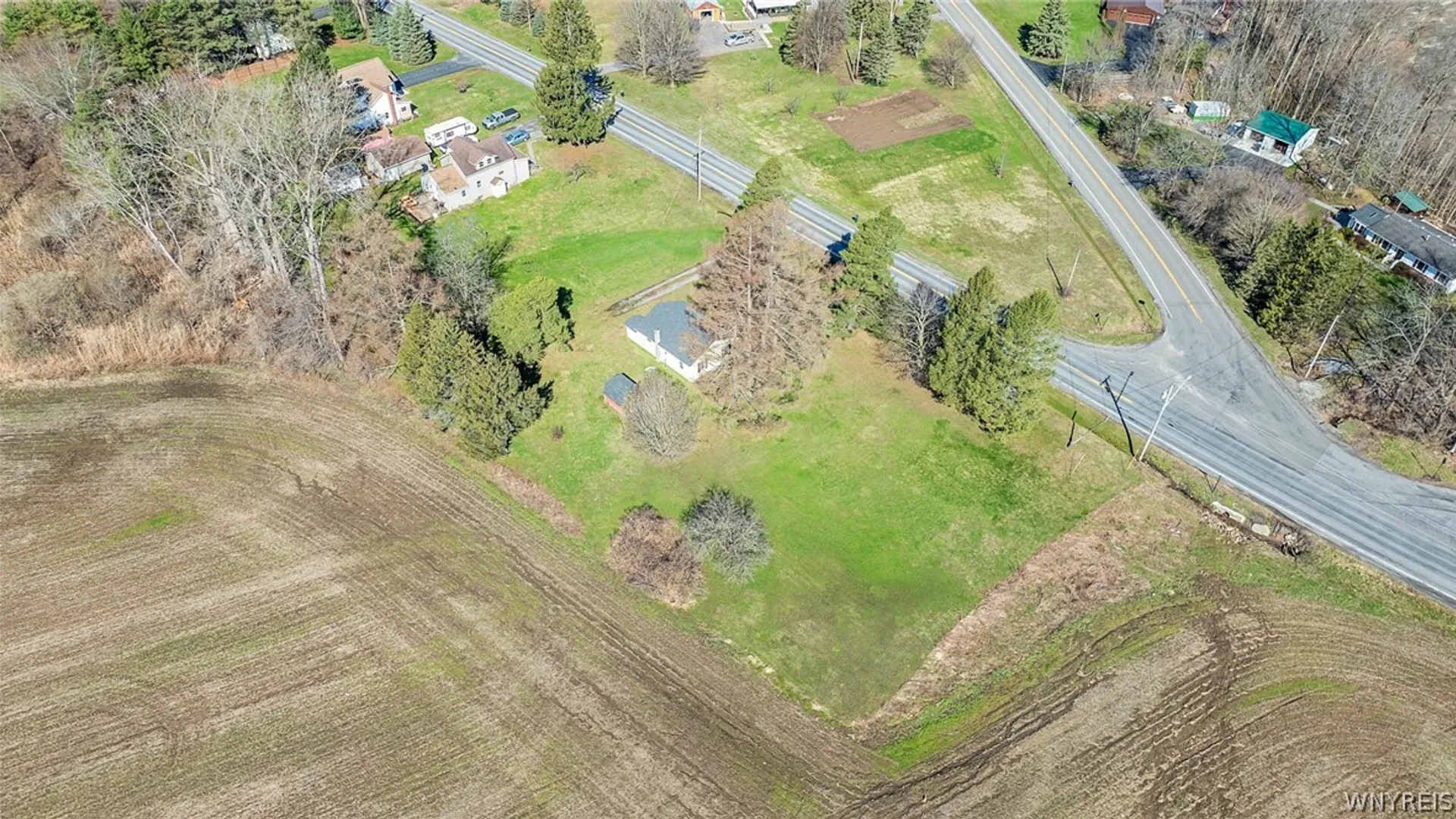 Property at 1194 Akron Road, Pembroke, NY 14036 27