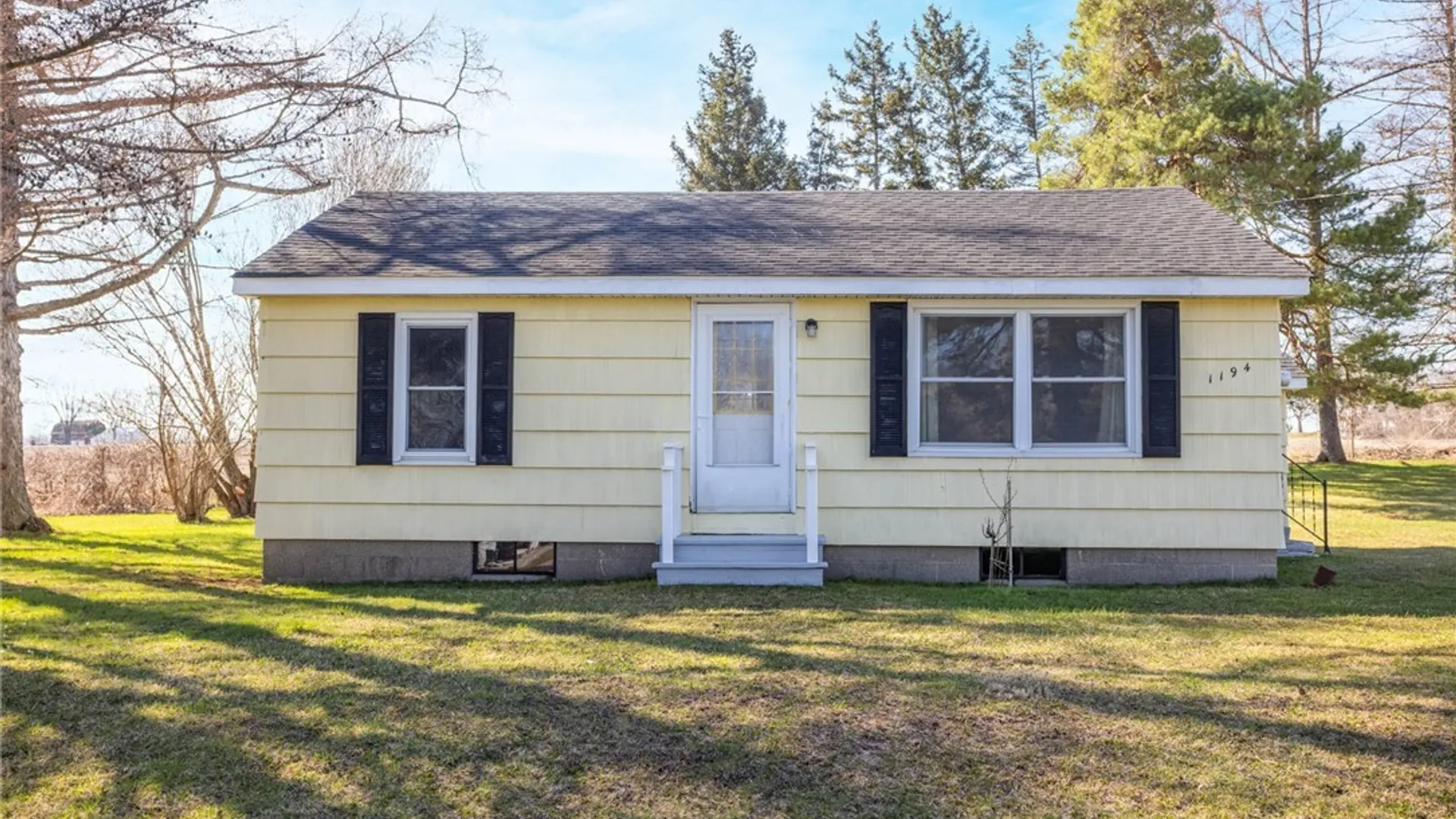 Property at 1194 Akron Road, Pembroke, NY 14036 3