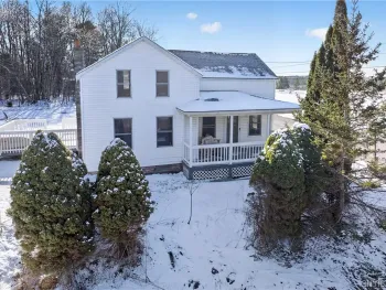Property at 1 Mulrooney Drive, West Monroe, NY 13103