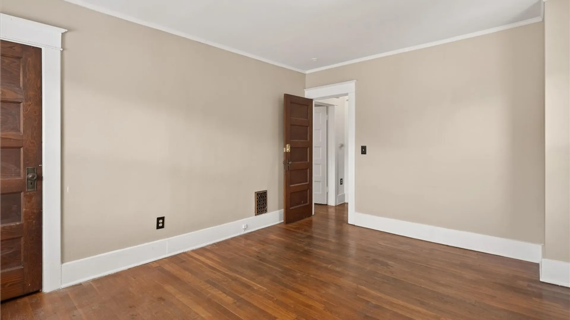 Property at 145 Devonshire Court, Rochester, NY 14619 20