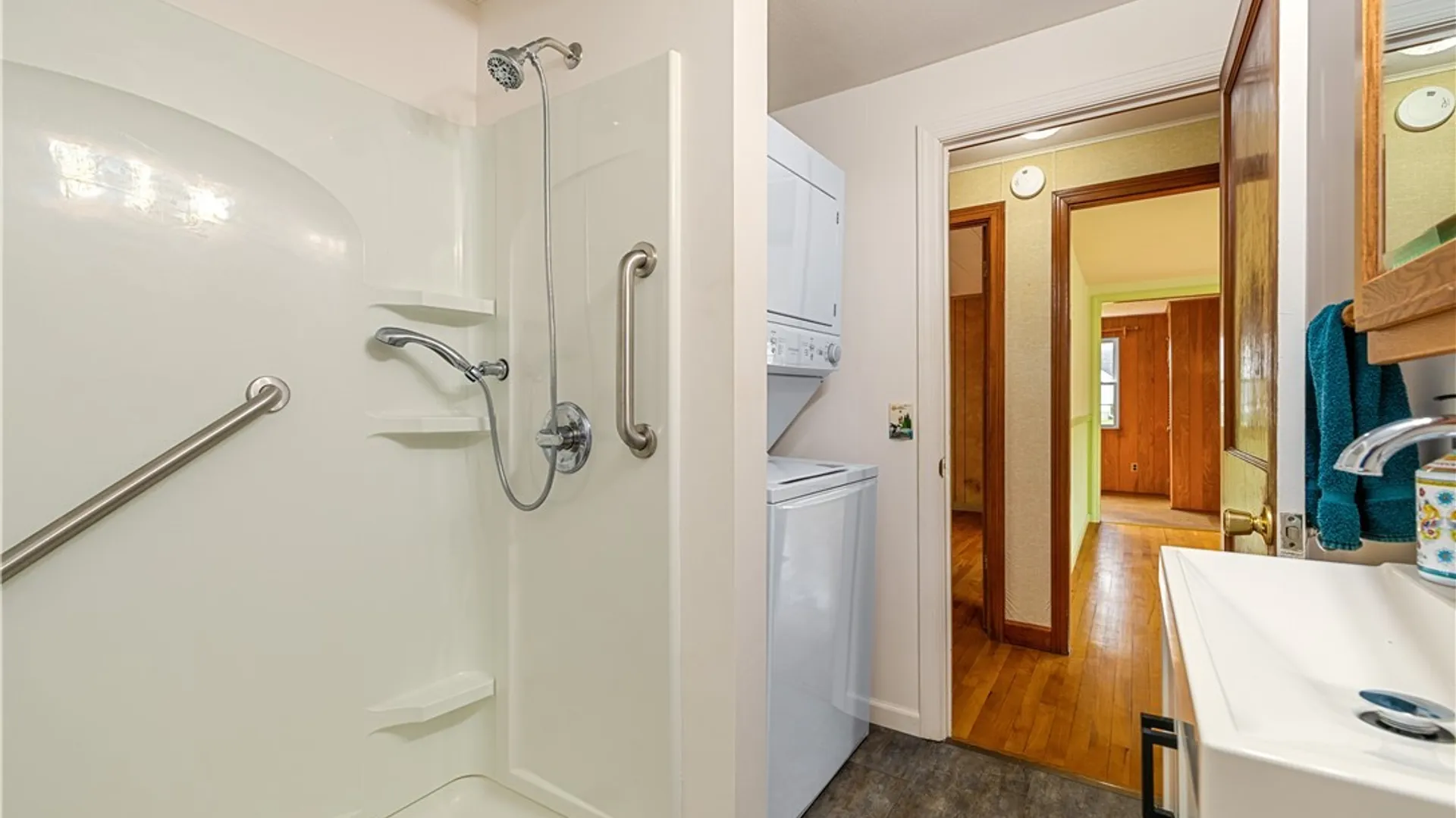 Property at 65 Sherrill Lane, New Hartford, NY 13413 18