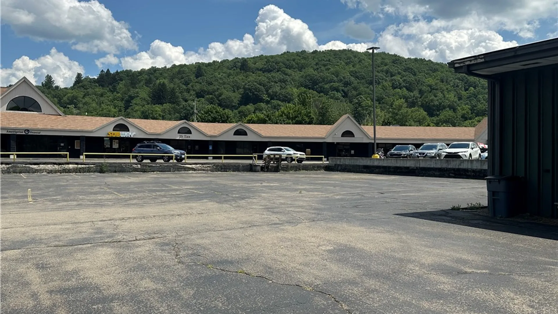 Property at 52 Davis Street, Bradford City, PA 16701 15