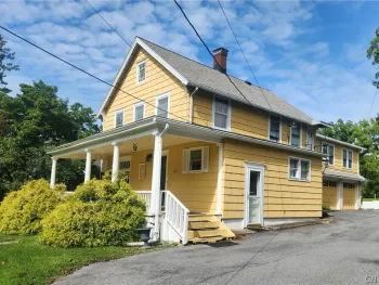 Property at 167 E Genesee St  Apt #3, Skaneateles, NY 13152