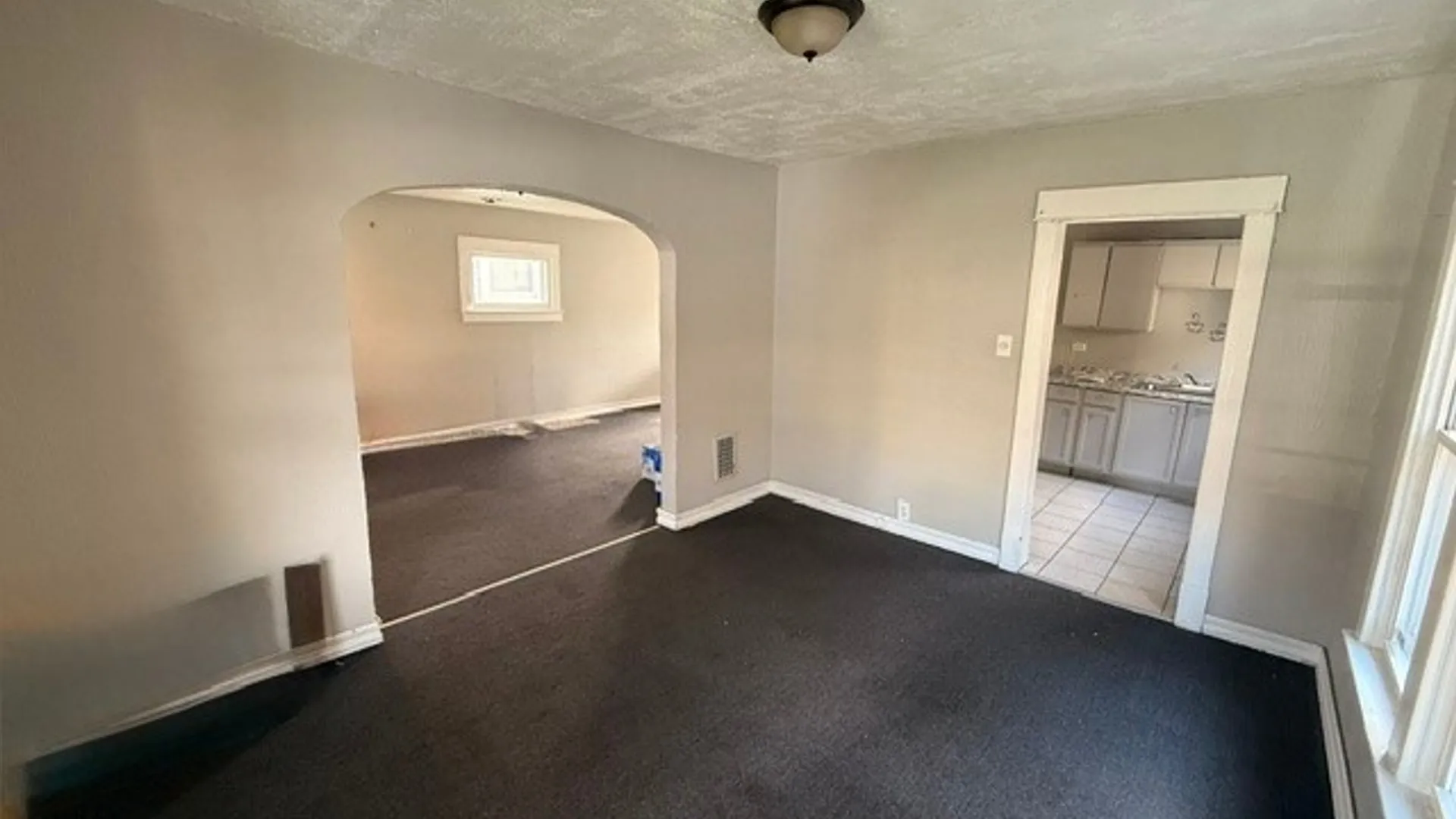 Property at 140 Parkridge Avenue, Buffalo, NY 14215 2