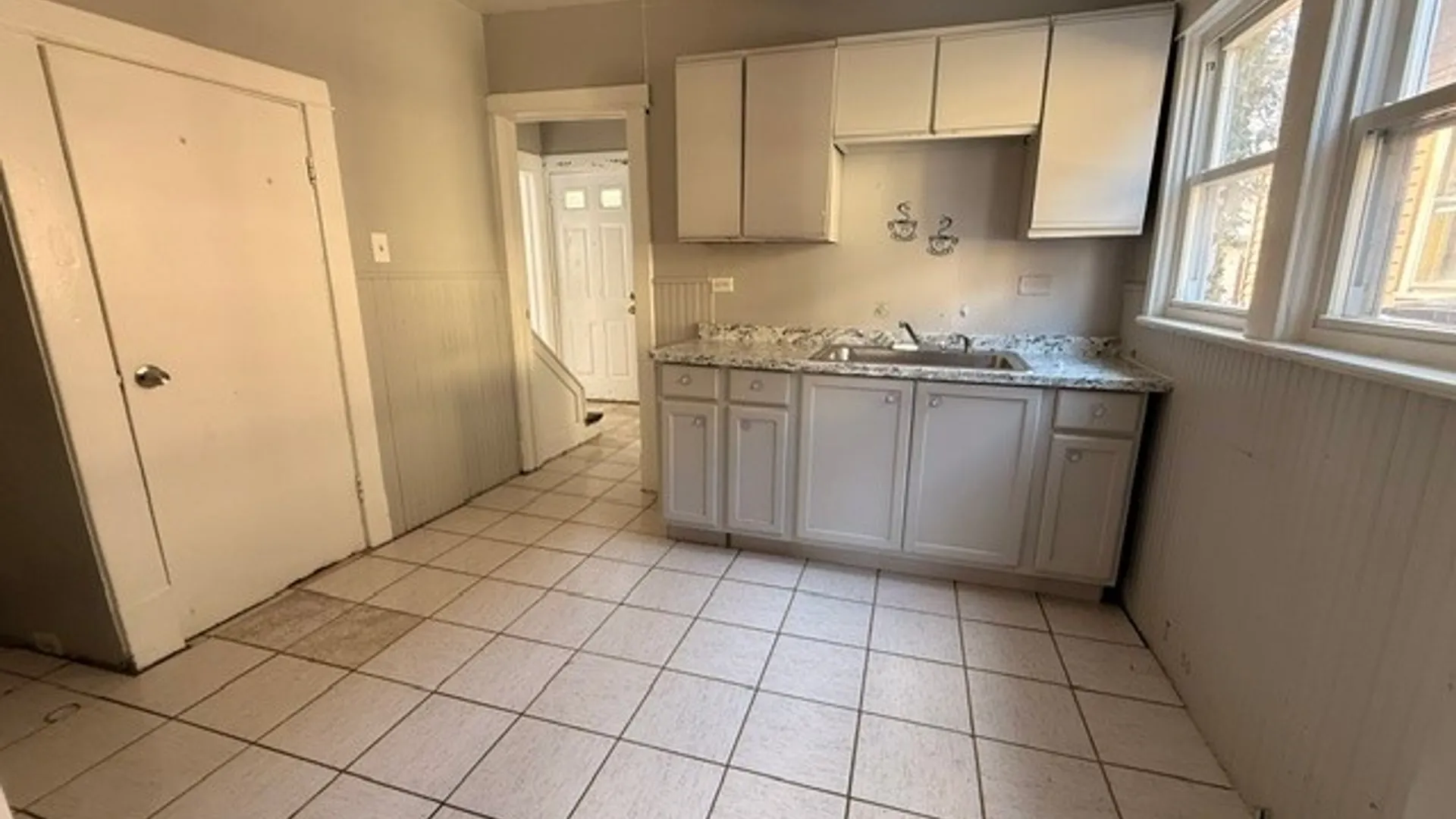 Property at 140 Parkridge Avenue, Buffalo, NY 14215 5