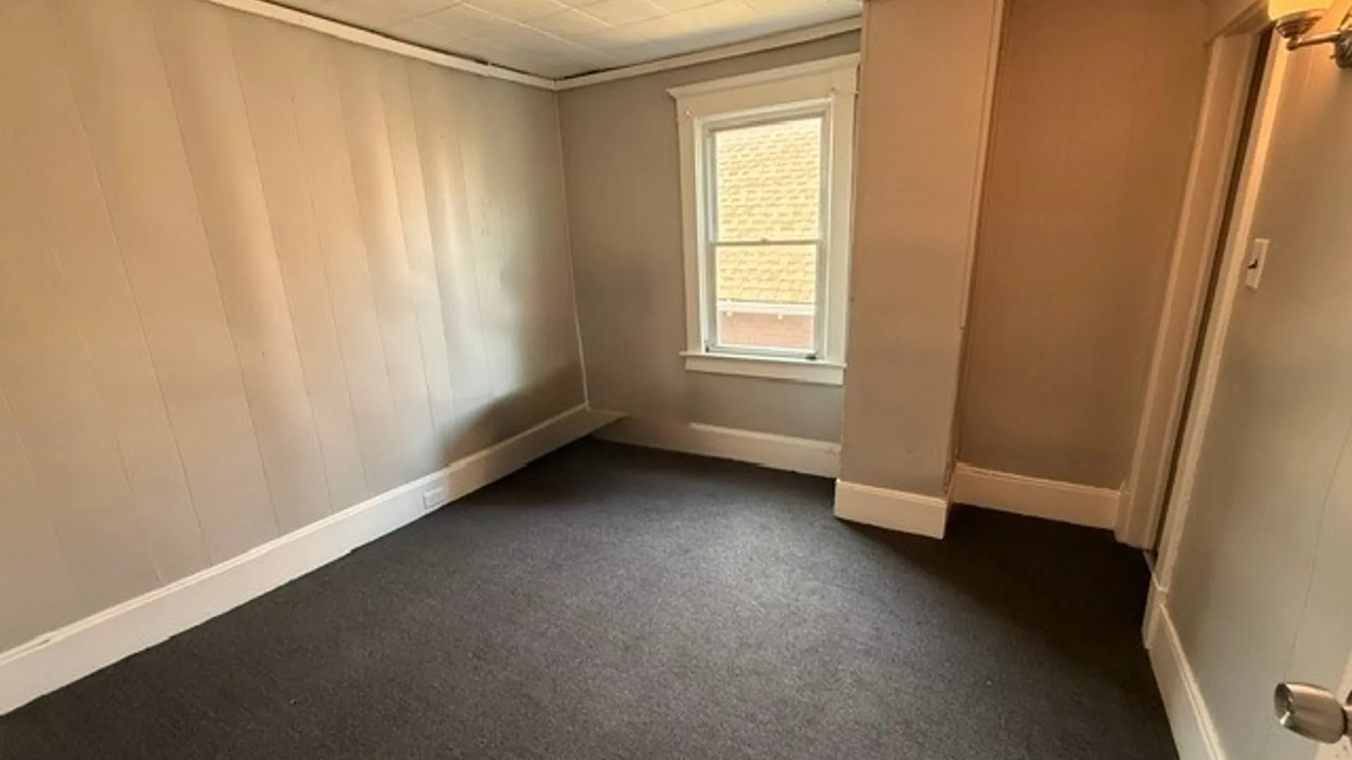 Property at 140 Parkridge Avenue, Buffalo, NY 14215 6