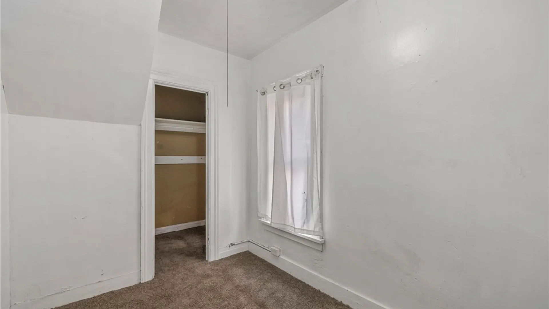 Property at 72 Saint Joseph Avenue, Buffalo, NY 14211 12