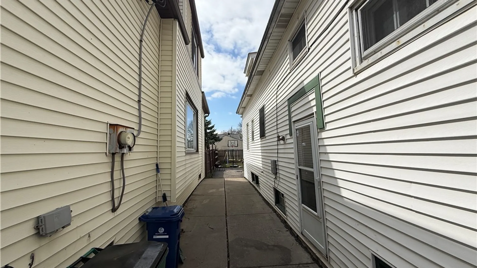 Property at 349 Riverside Avenue, Buffalo, NY 14207 4