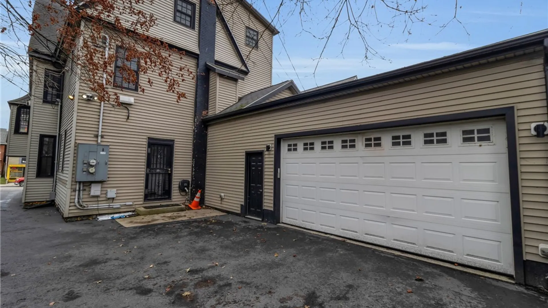 Property at 615 Elmwood Avenue, Buffalo, NY 14222 39