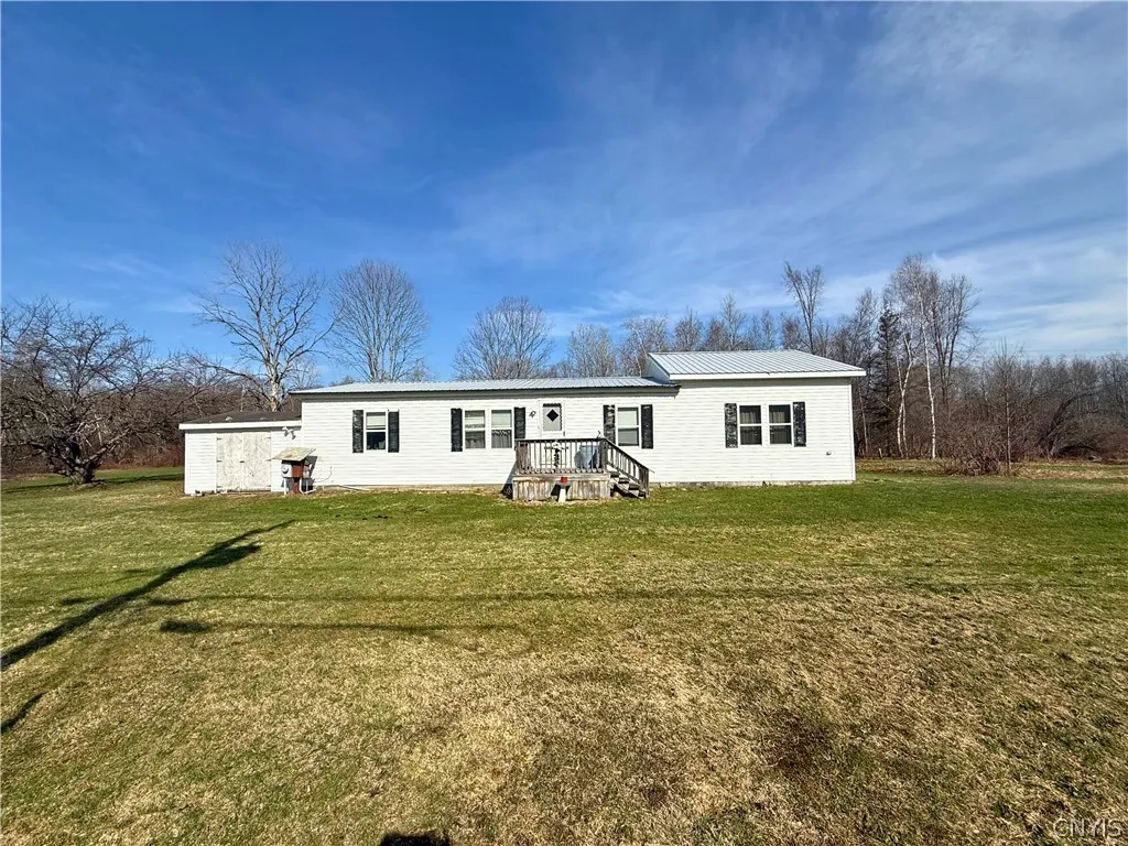 Property at 243 Bangall Road, Parish, NY 13131