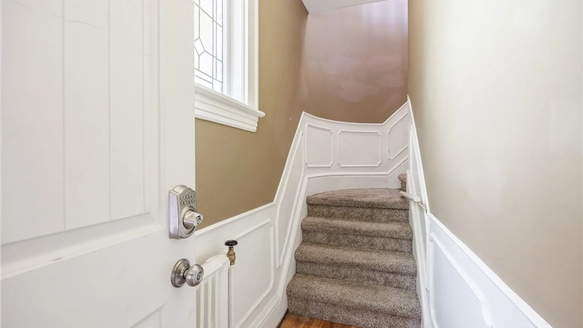 Property at 260 Oxford Street, Rochester, NY 14607 5