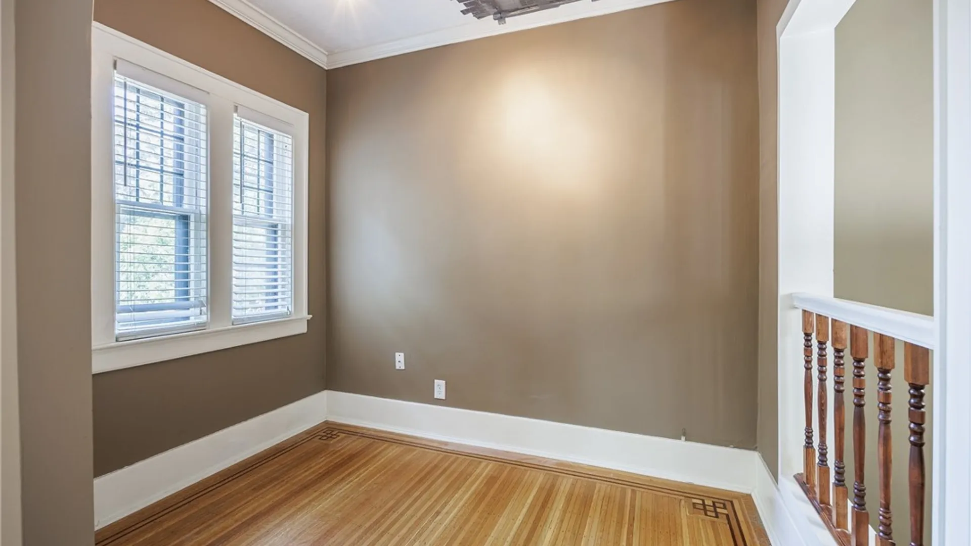 Property at 260 Oxford Street, Rochester, NY 14607 9