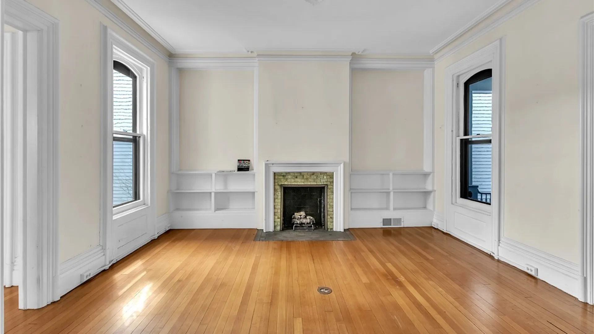 Property at 41 Irving Place, Buffalo, NY 14201 9