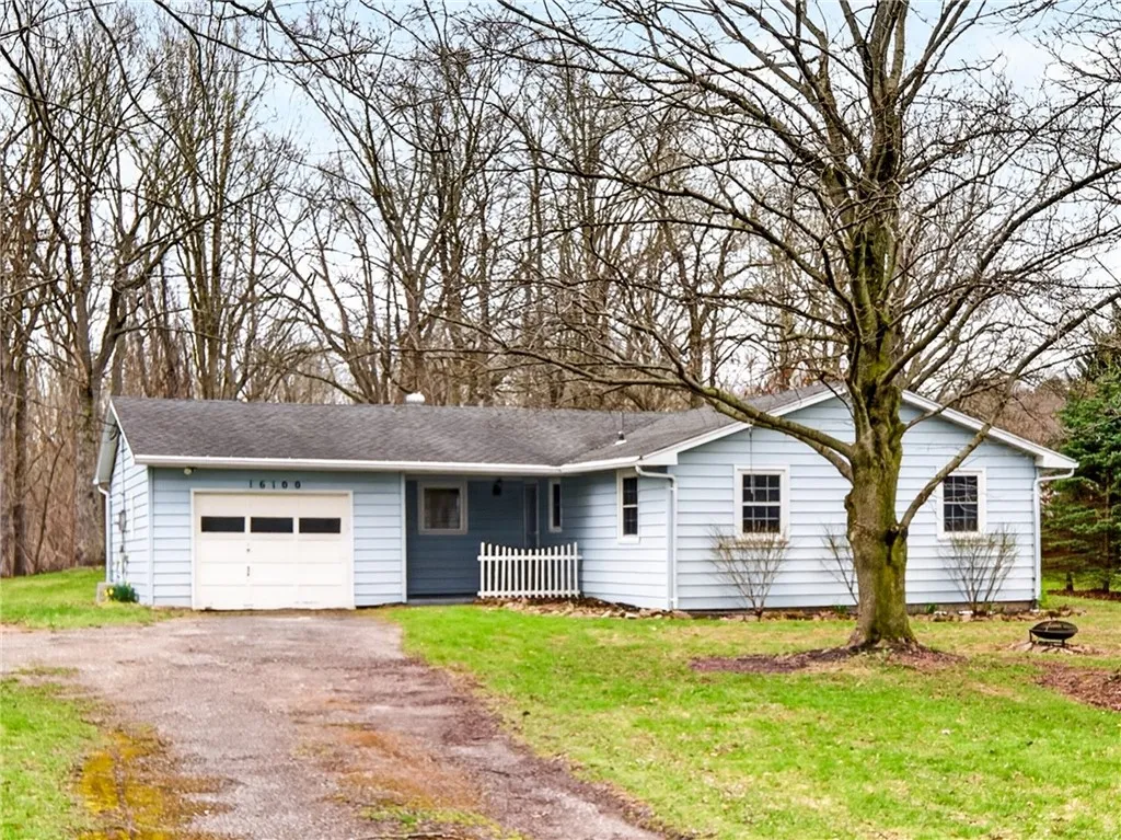 Property at 16100 Brown Schoolhouse Road, Clarendon, NY 14470