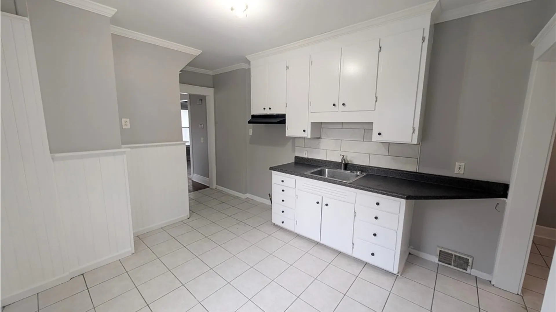 Property at 267 Alameda Street, Rochester, NY 14613 7
