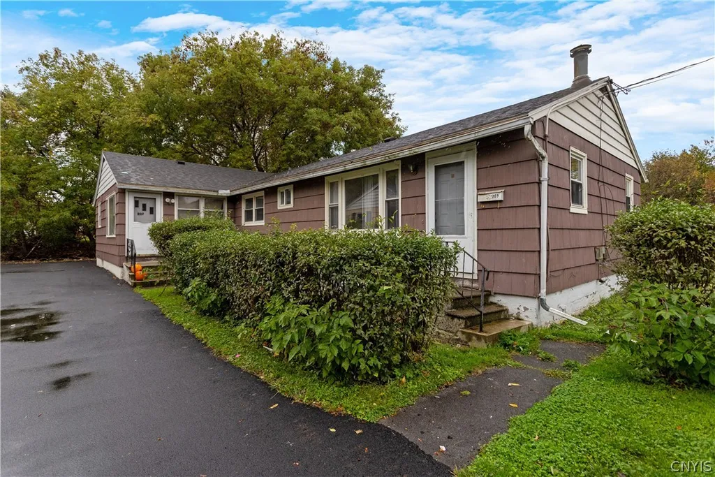 Property at 205 Crehange Street, Syracuse, NY 13205