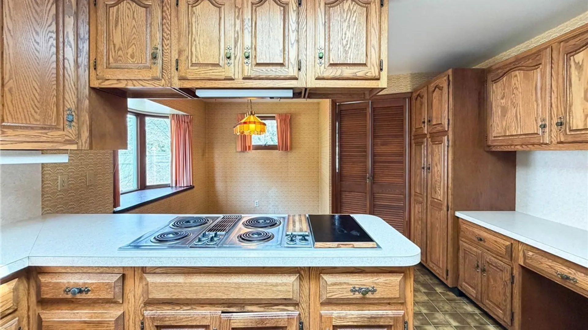 Property at 12 Windsor Terrace, New Hartford, NY 13501 18