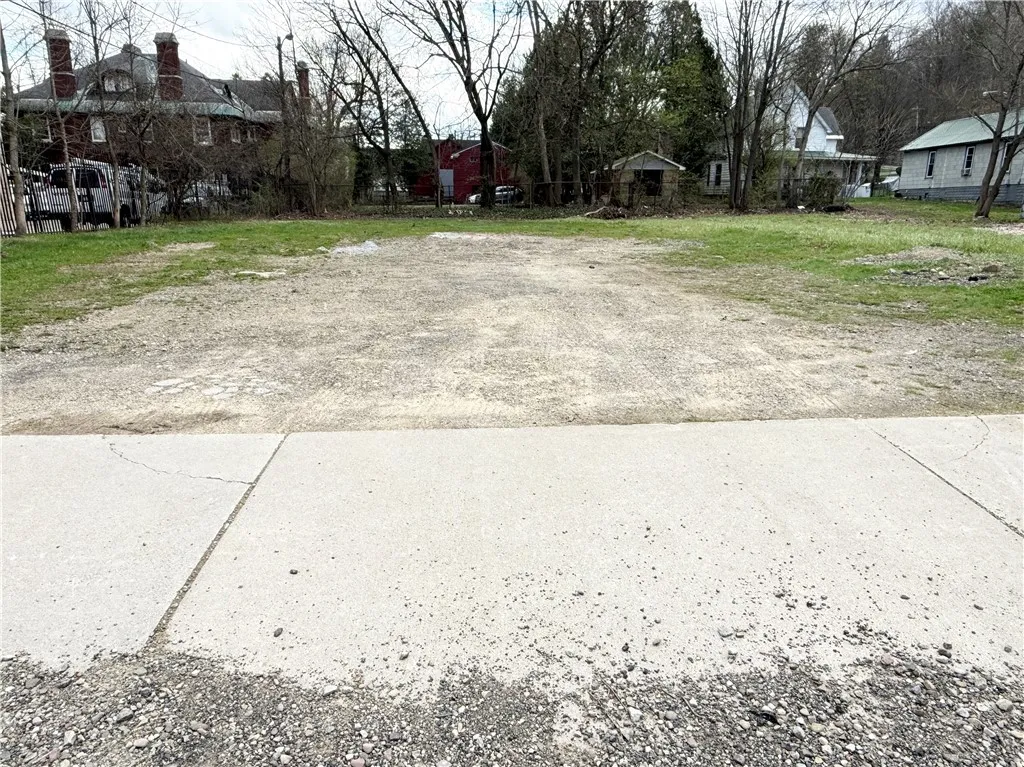 Property at 22 E Corydon Street, Bradford City, PA 16701