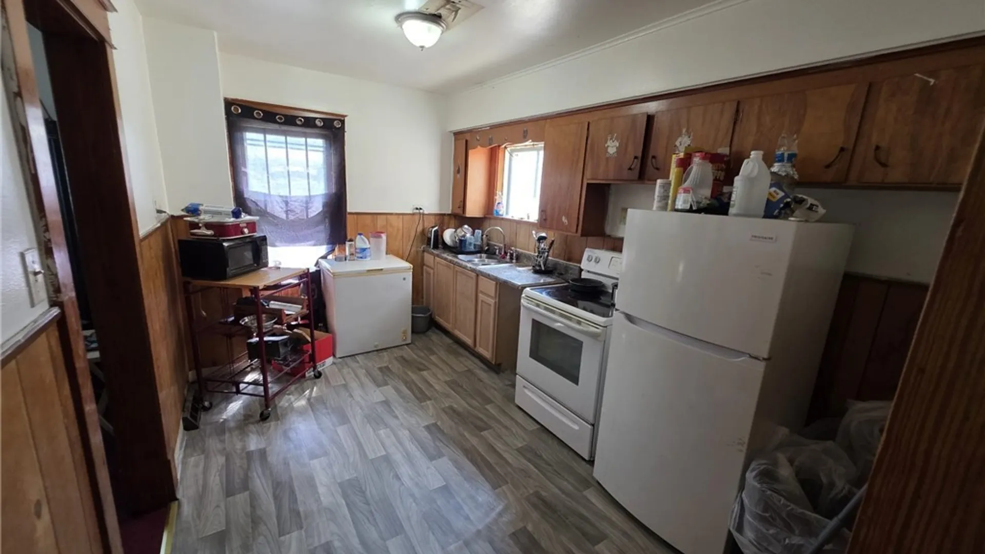 Property at 1841 South Avenue, Niagara Falls, NY 14305 8