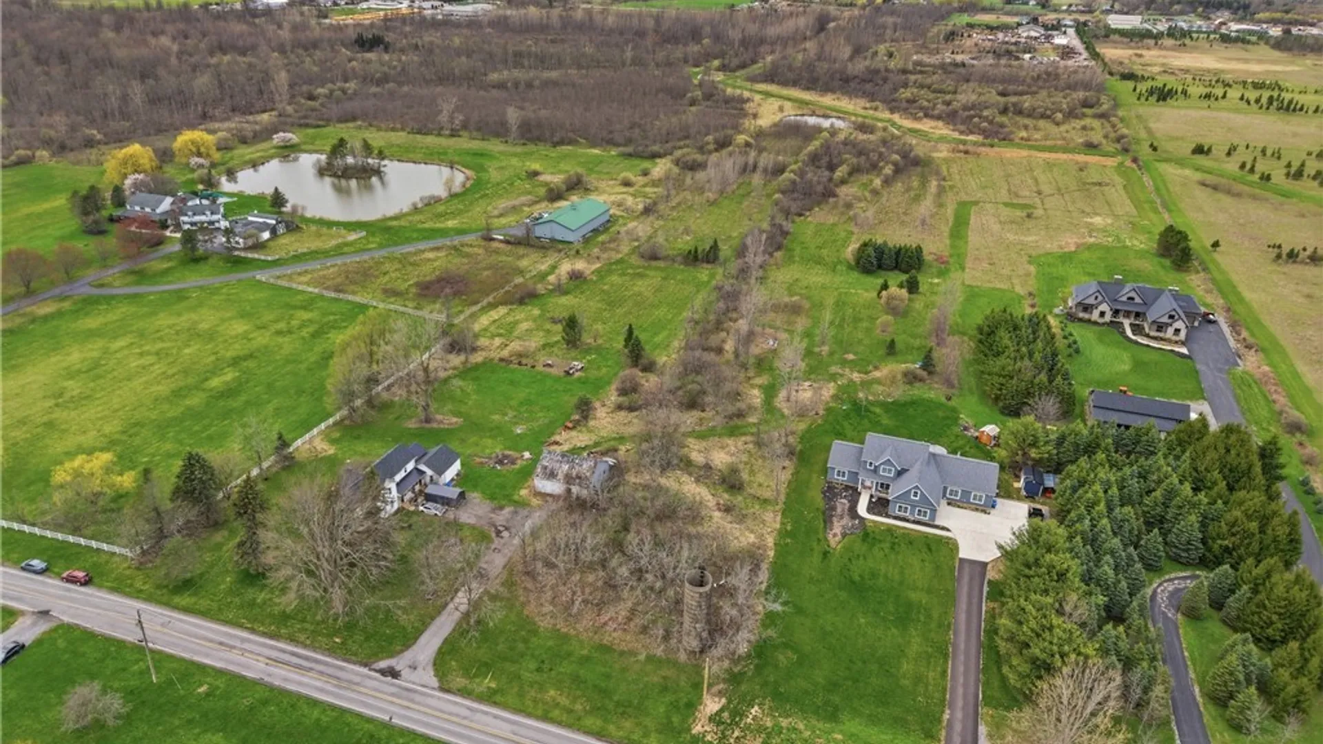 Property at 9980 Keller Road, Clarence, NY 14032 17