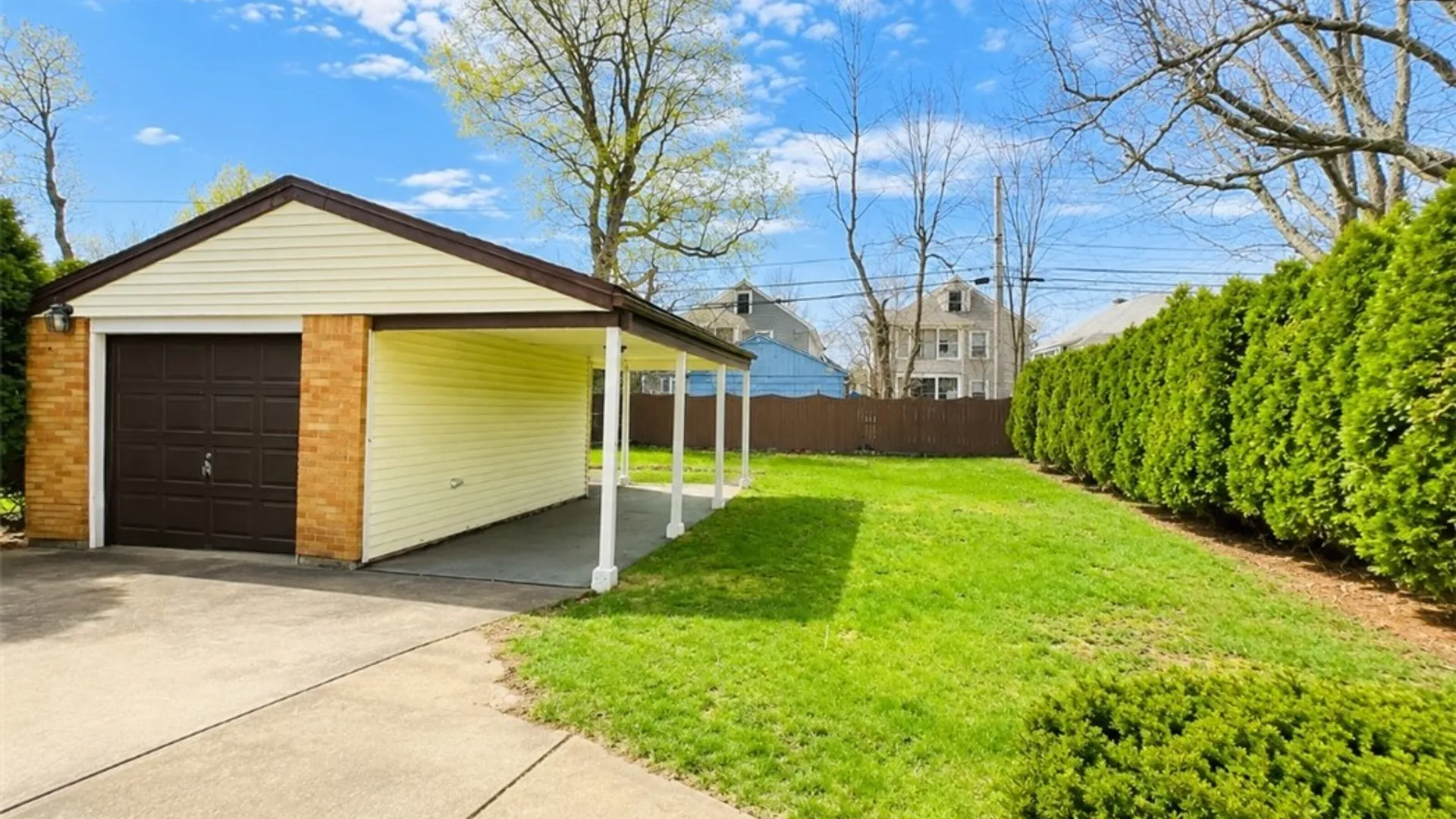 Property at 309 Bernhardt Drive, Amherst, NY 14226 31