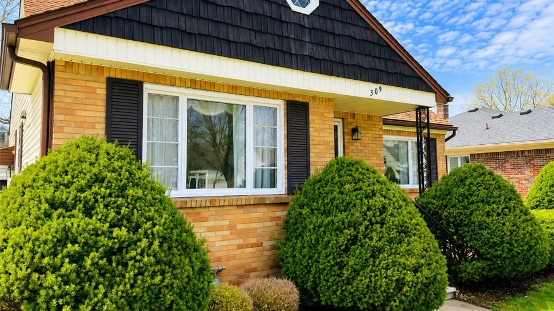 Property at 309 Bernhardt Drive, Amherst, NY 14226 32
