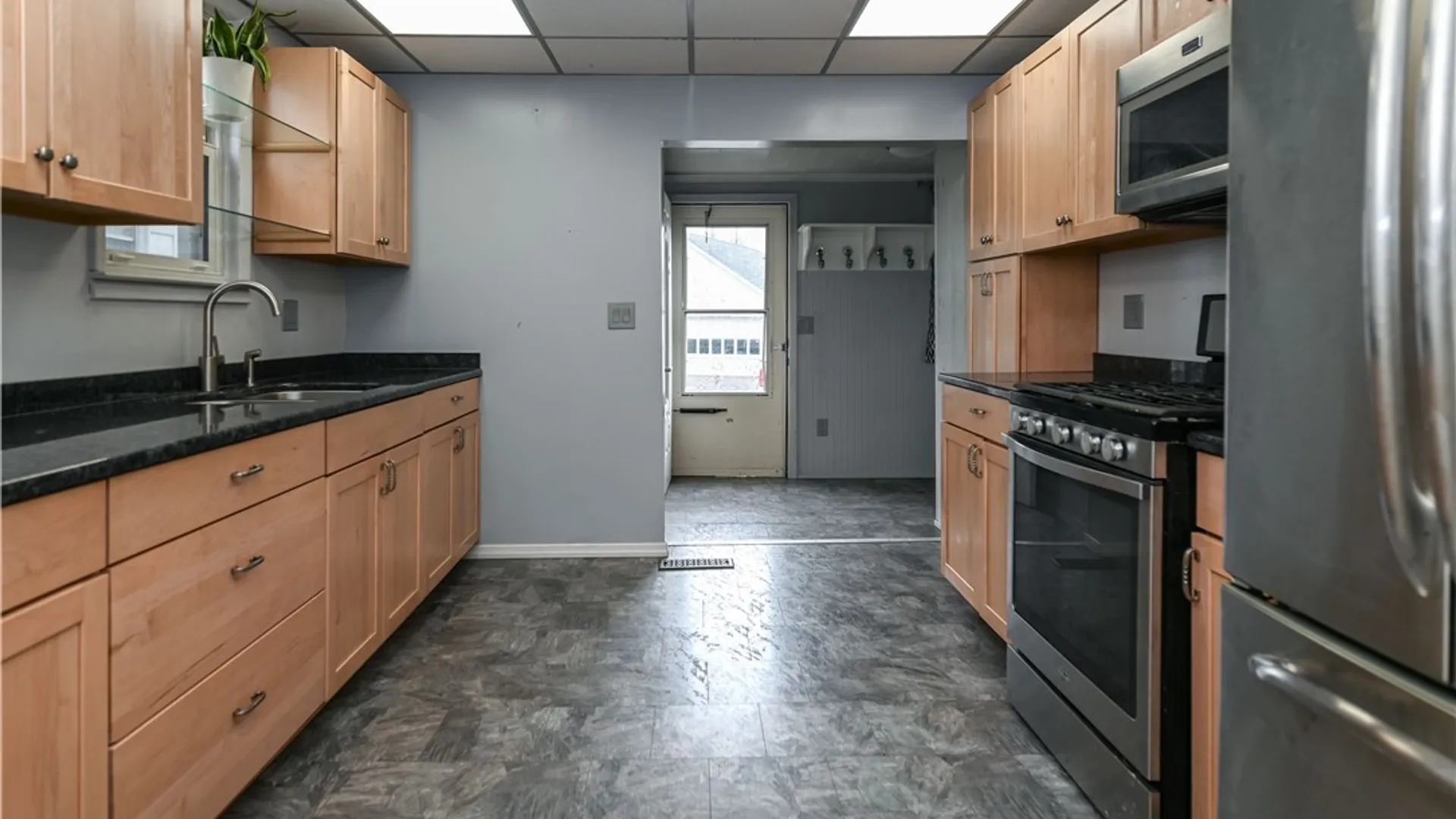 Property at 58 Burrstone Road, New Hartford, NY 13417 22