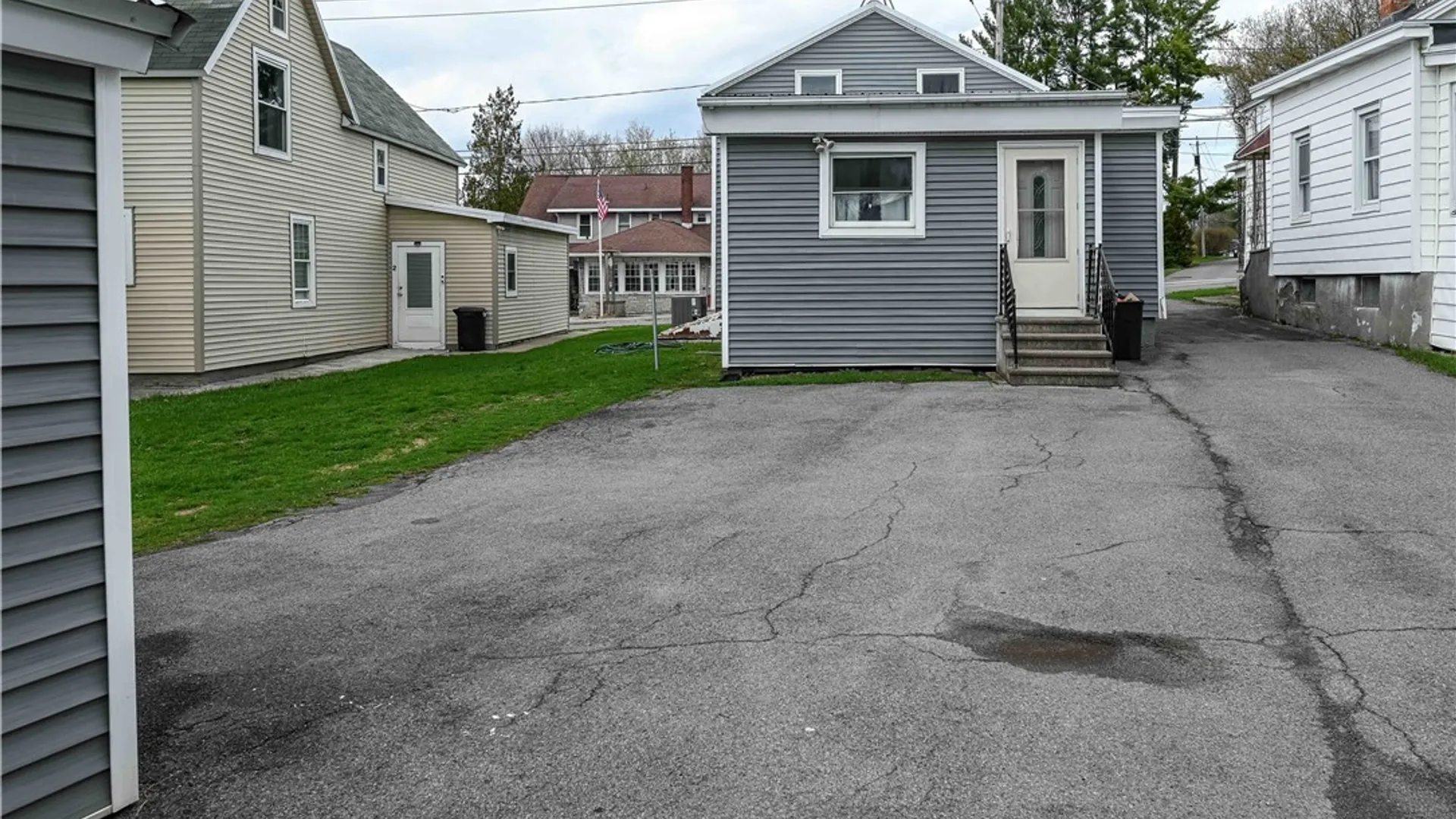 Property at 58 Burrstone Road, New Hartford, NY 13417 7