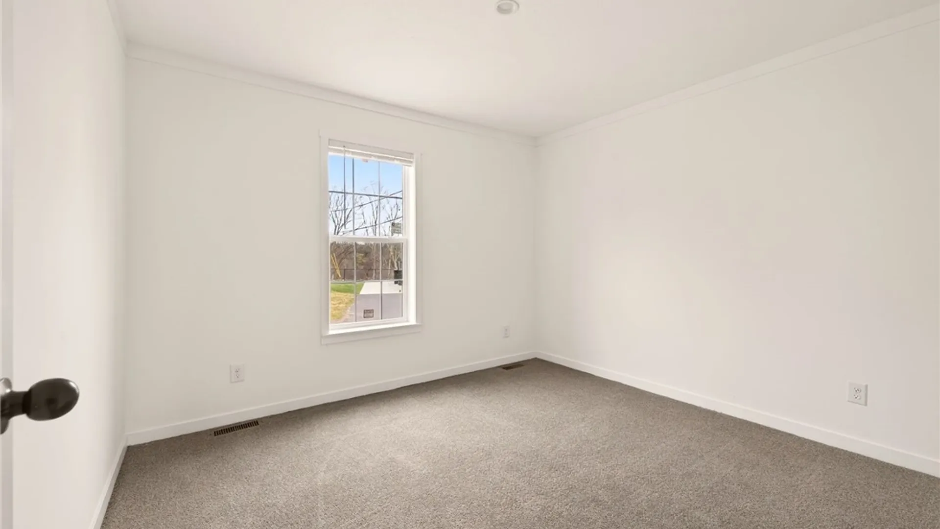 Property at 48 Sebastian Drive, Penfield, NY 14625 23