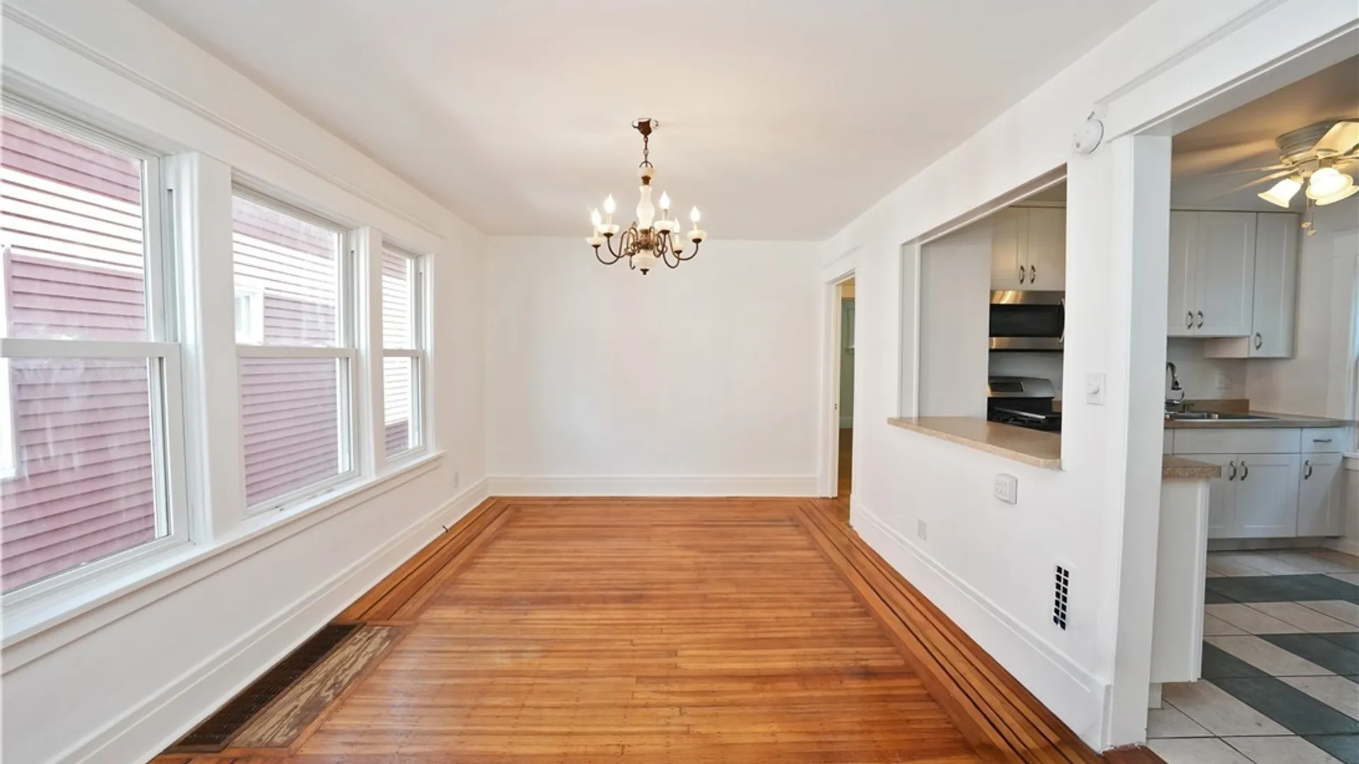 Property at 560 Minnesota Avenue, Buffalo, NY 14215 10