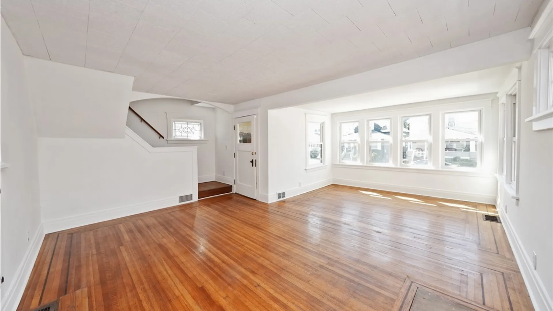 Property at 560 Minnesota Avenue, Buffalo, NY 14215 14