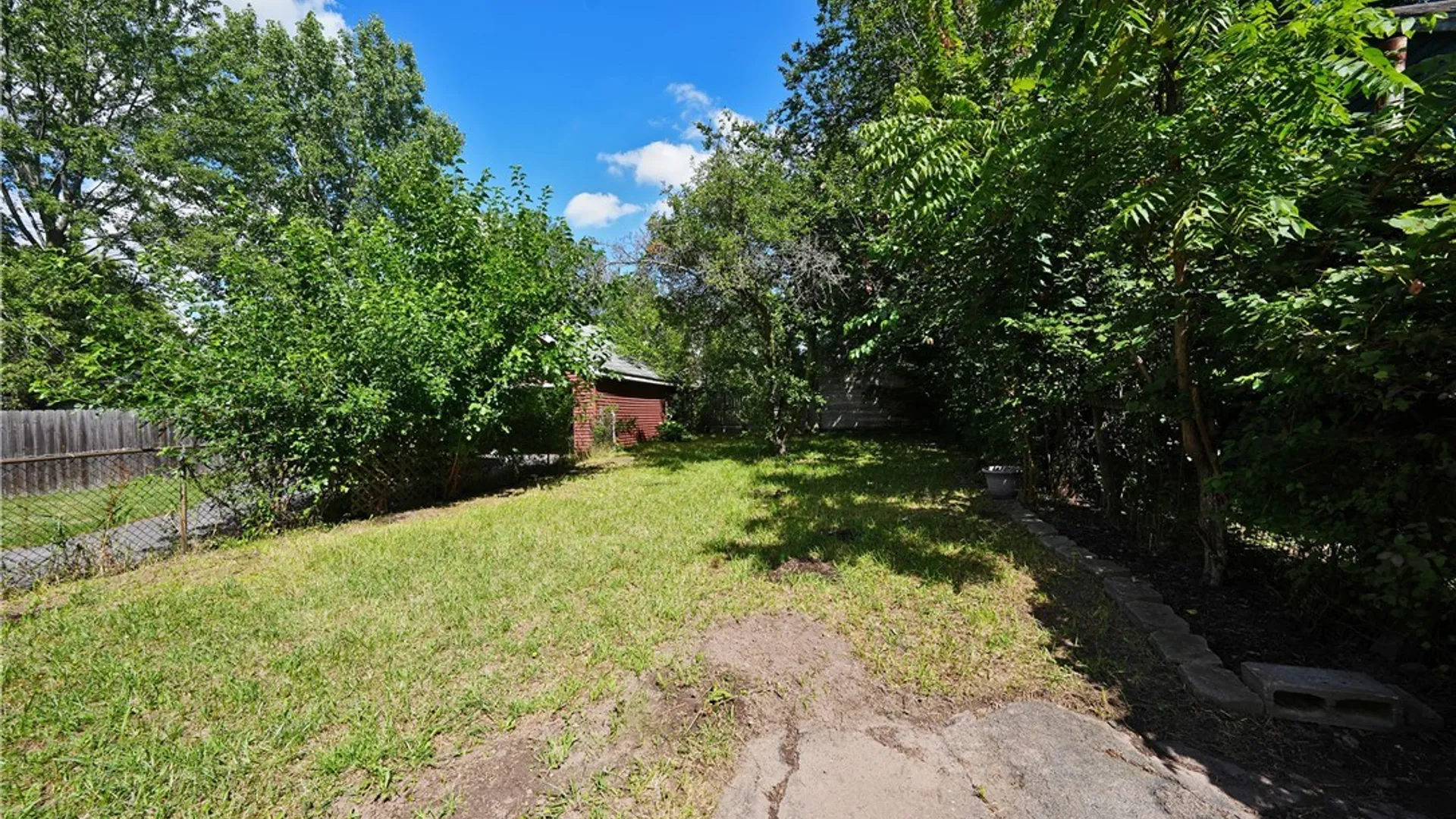 Property at 560 Minnesota Avenue, Buffalo, NY 14215 30